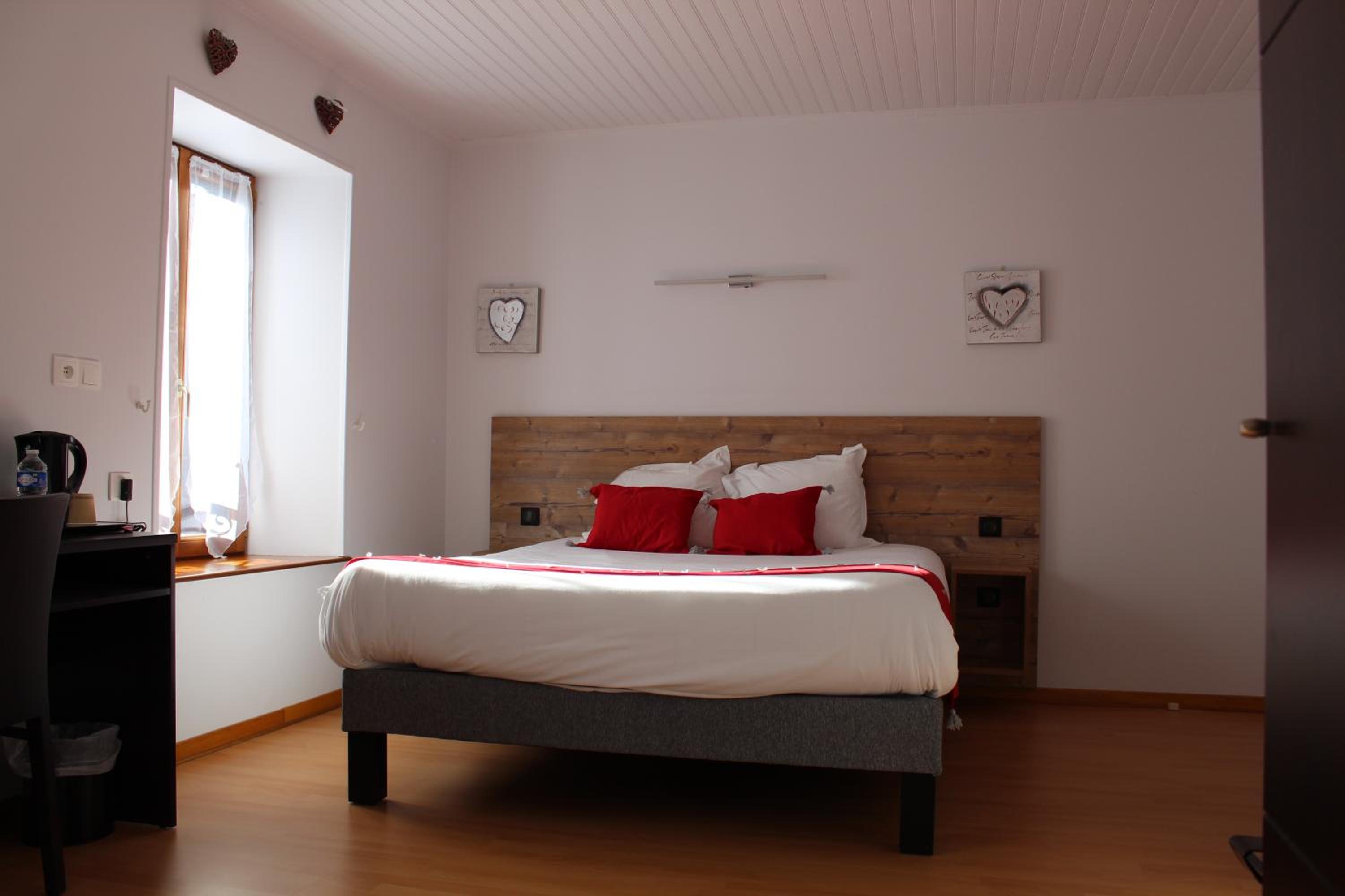 Triple Room with Garden View photo 2