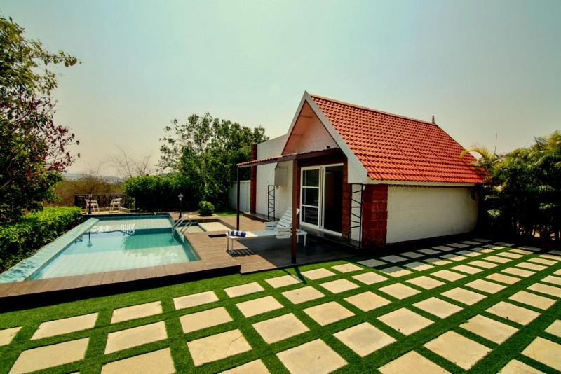 Valley Villa with Private Pool and Jacuzzi , Stand-Alone Villa