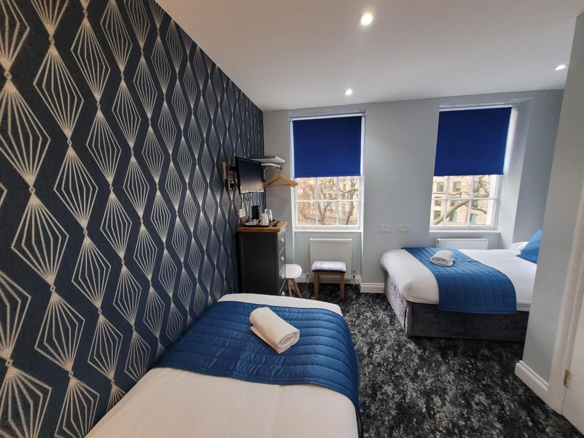 Twin Room en suite photo 1