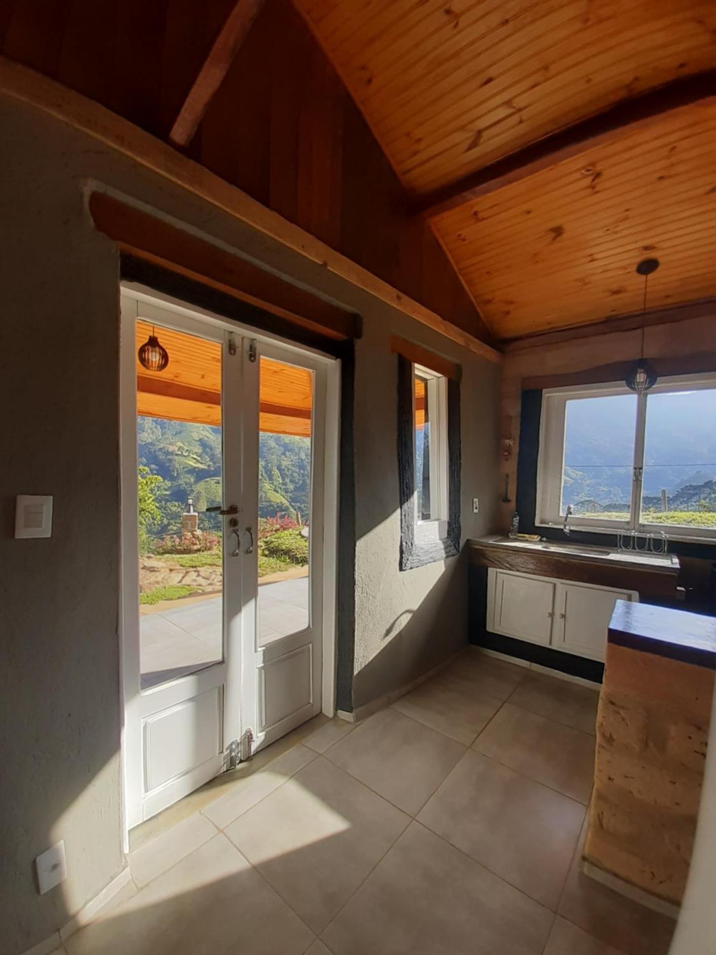 One-Bedroom House photo 3