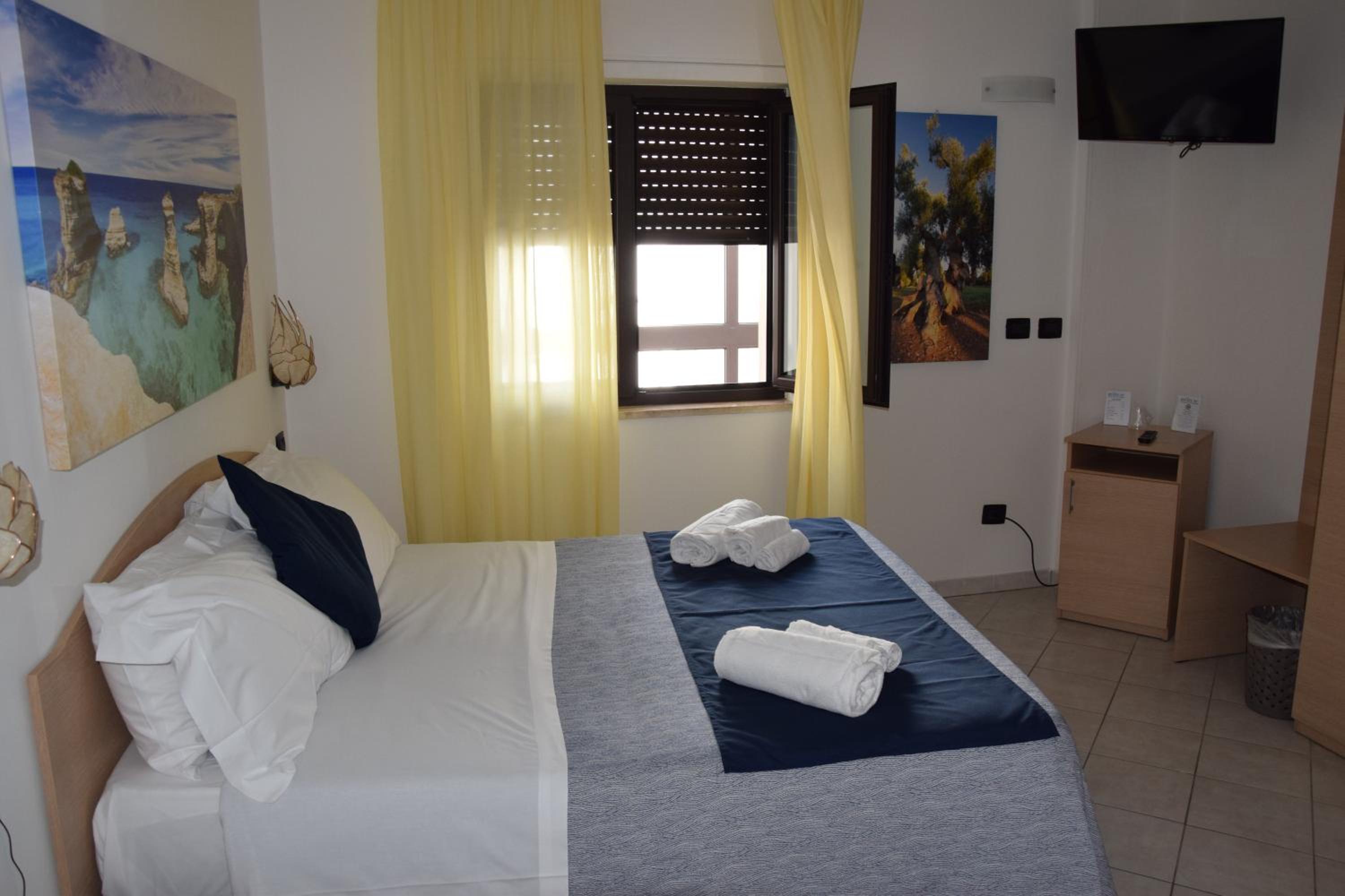 Economy Double Room photo 1