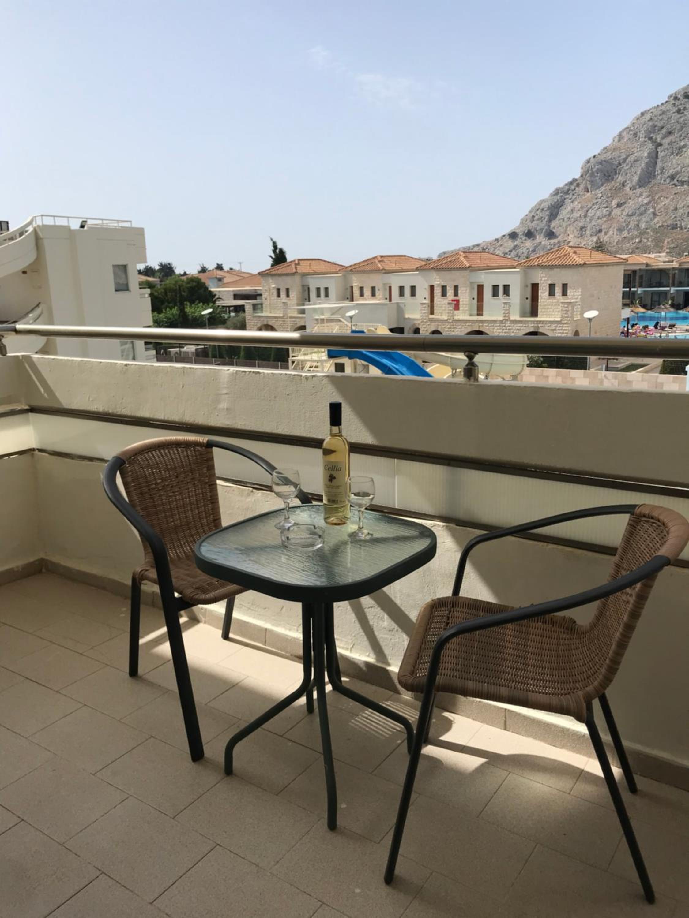 Standard Double Room with Mountain or Garden View photo 2