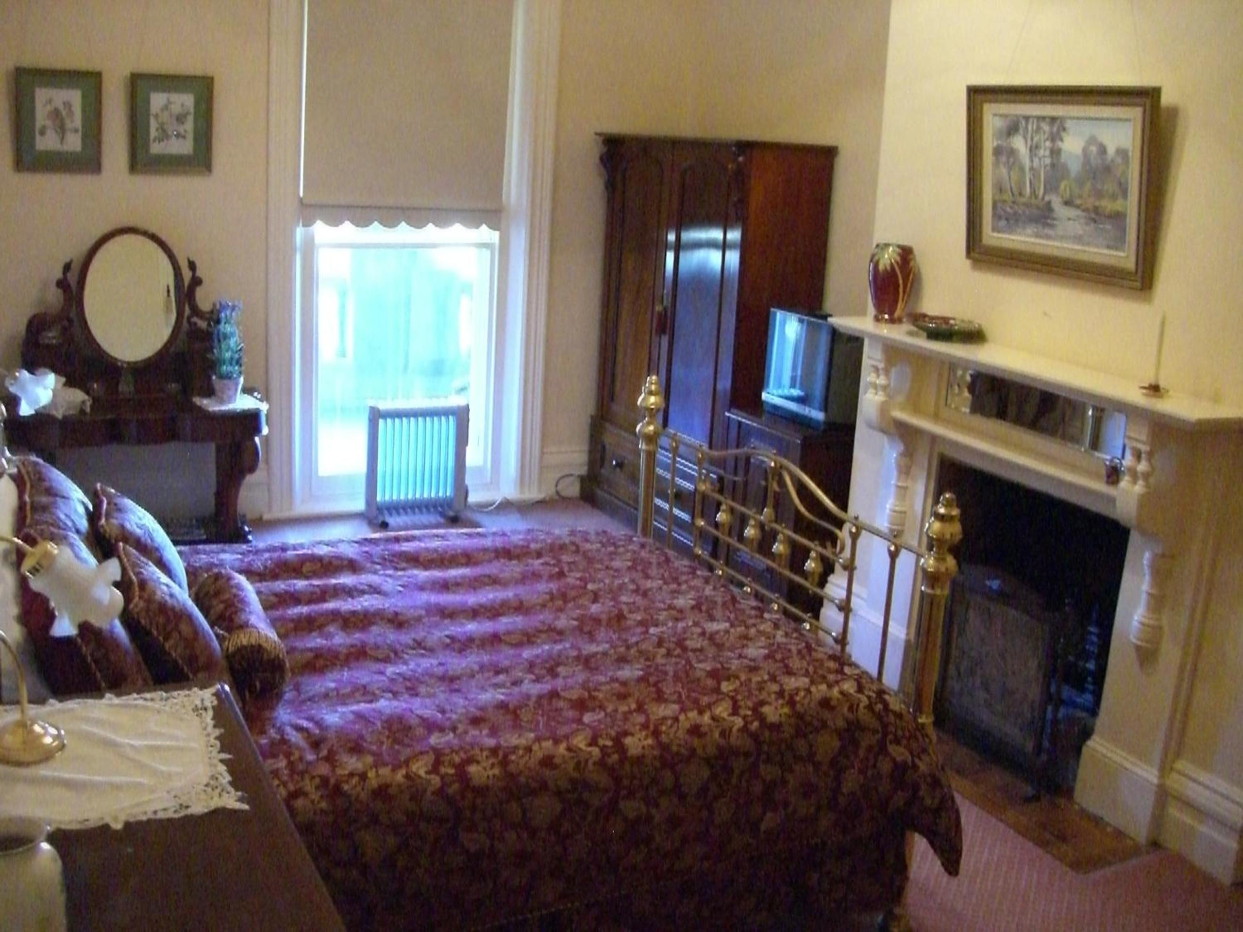 Queen Room With Balcony photo 2