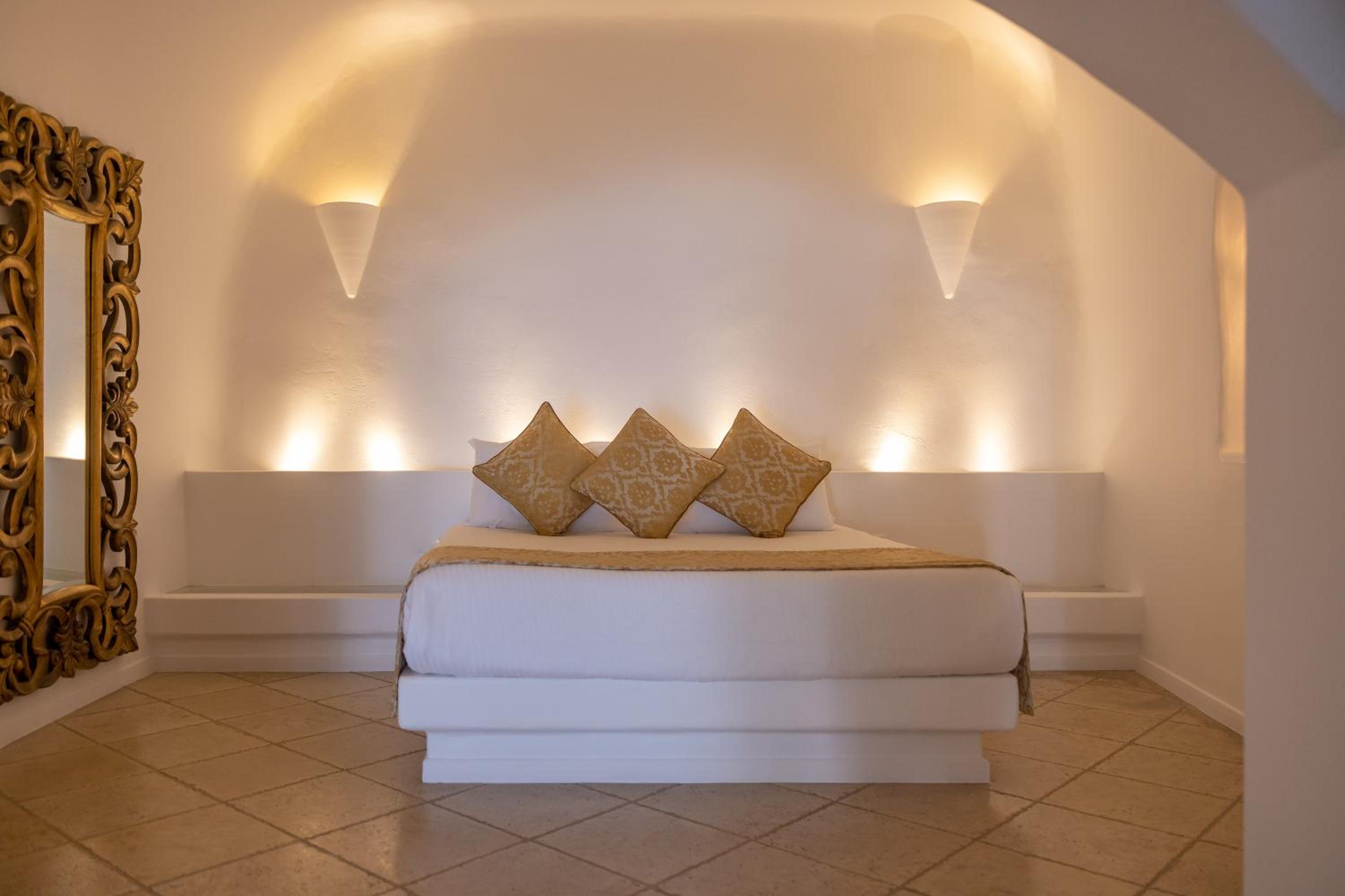 Golden Echo Suite - Photo 12