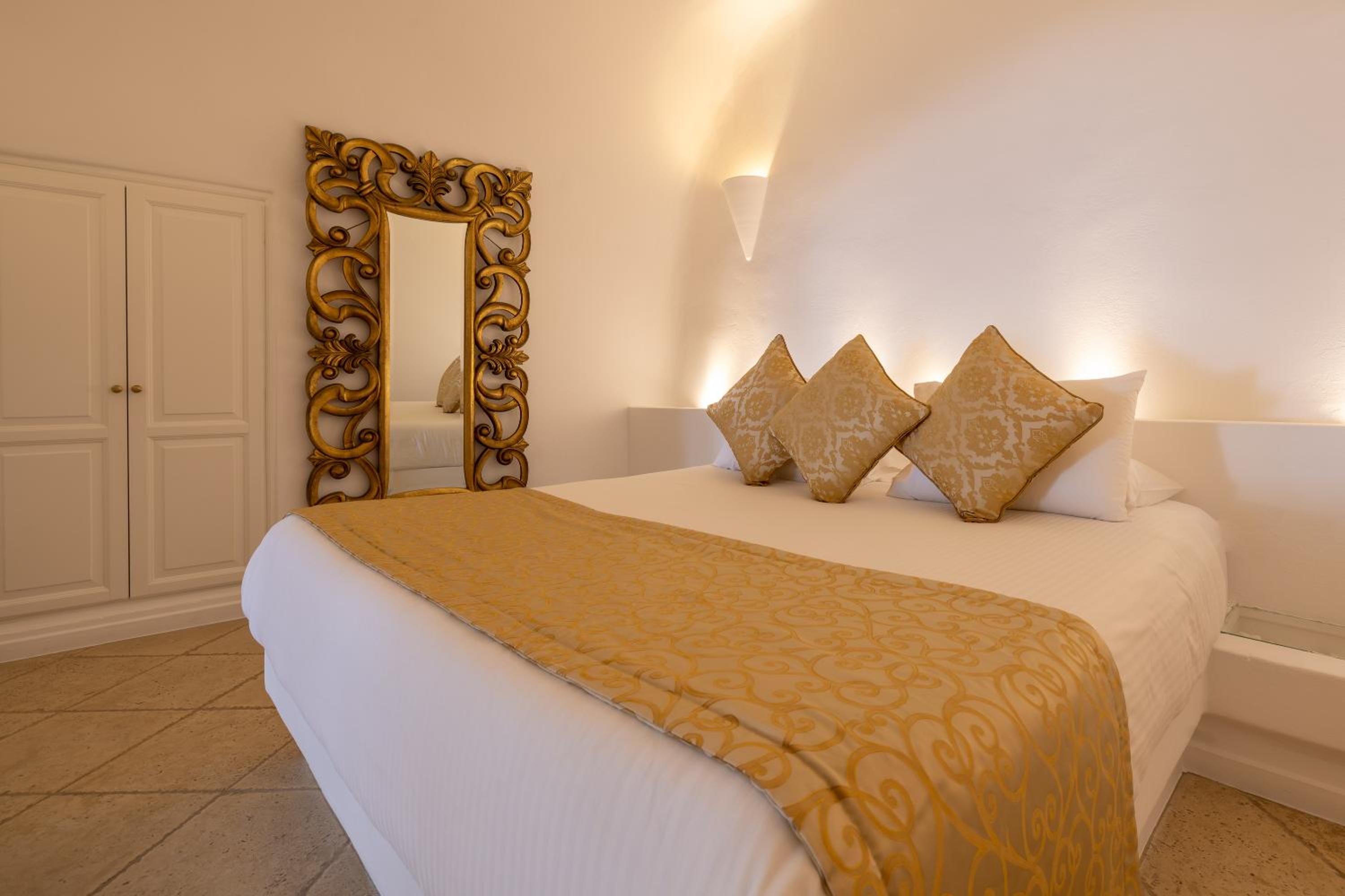 Golden Echo Suite - Photo 11