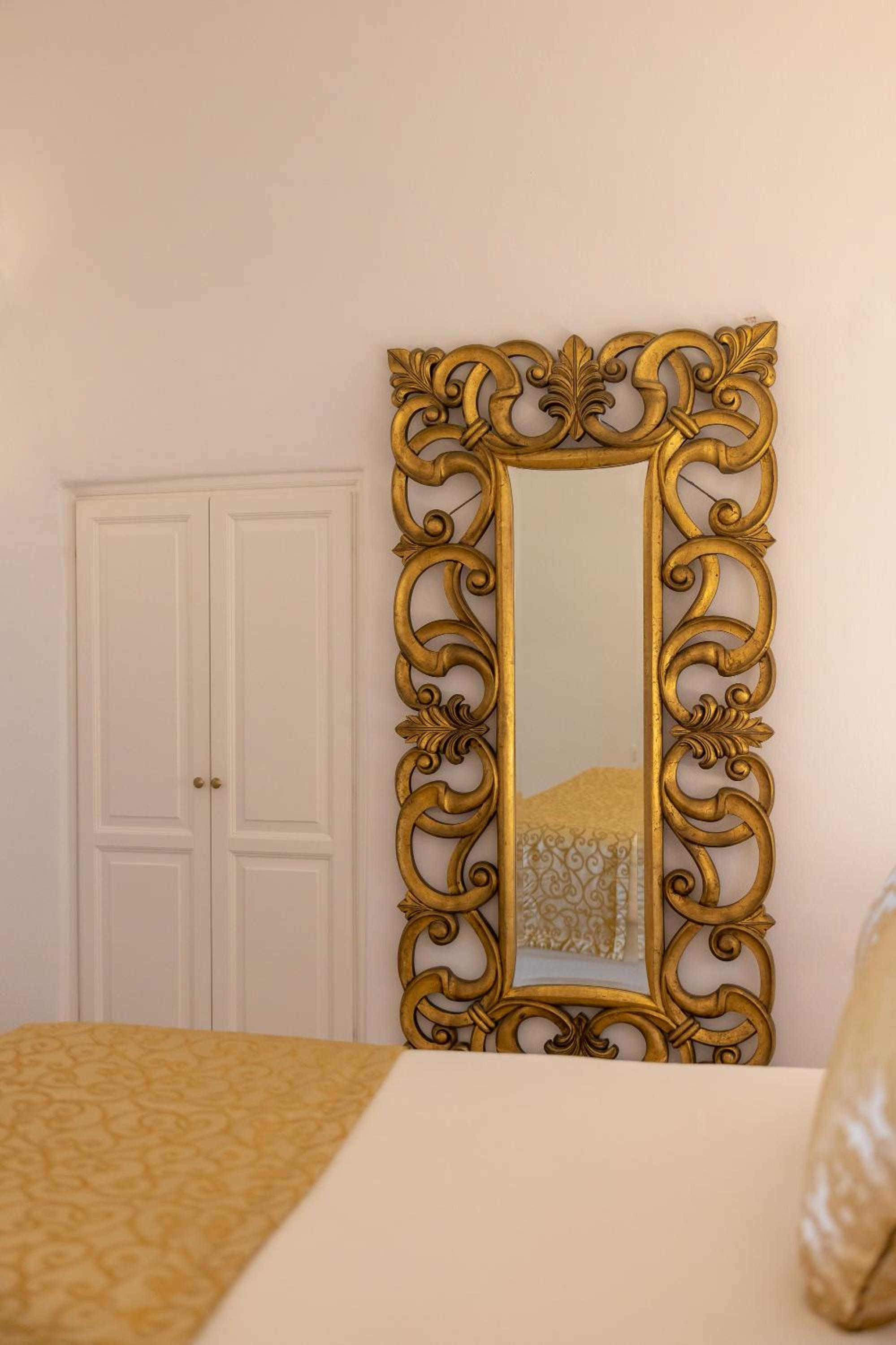 Golden Echo Suite - Photo 36