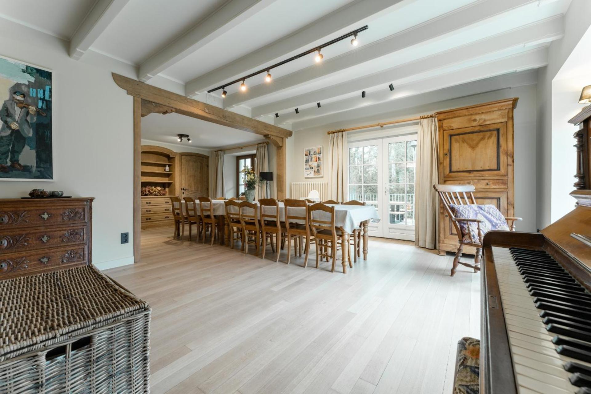 Villa photo 3