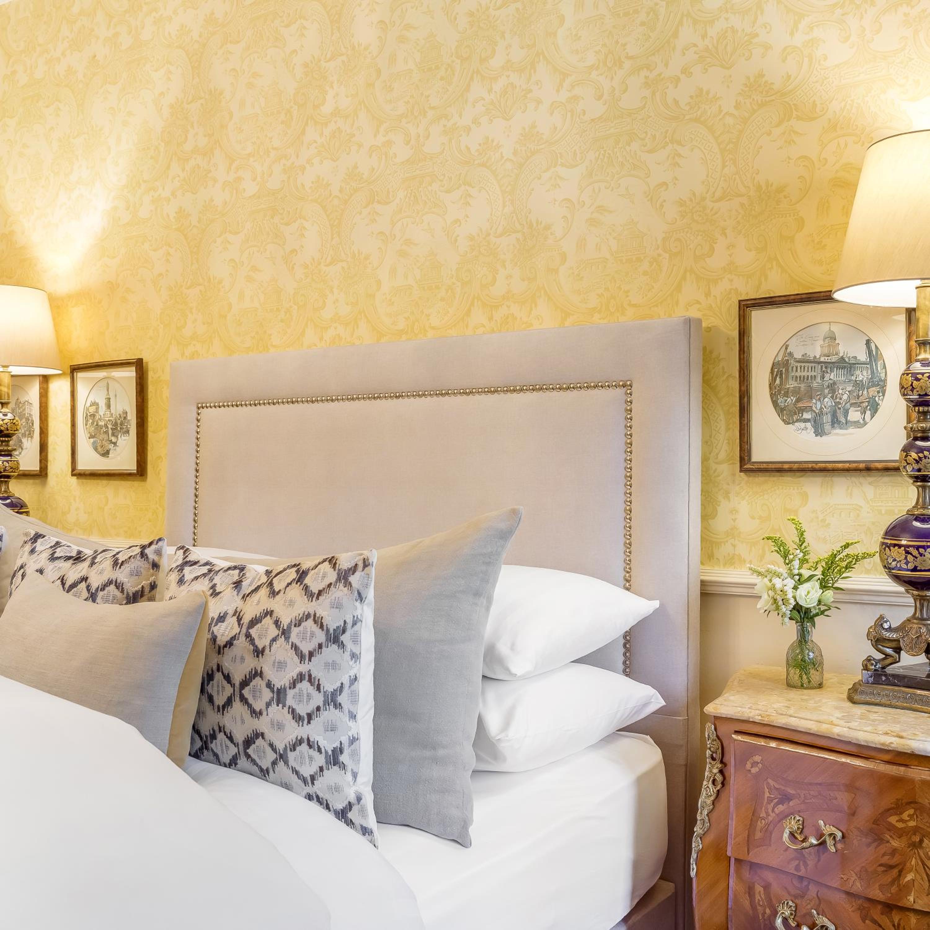 Deluxe Queen Room photo 1