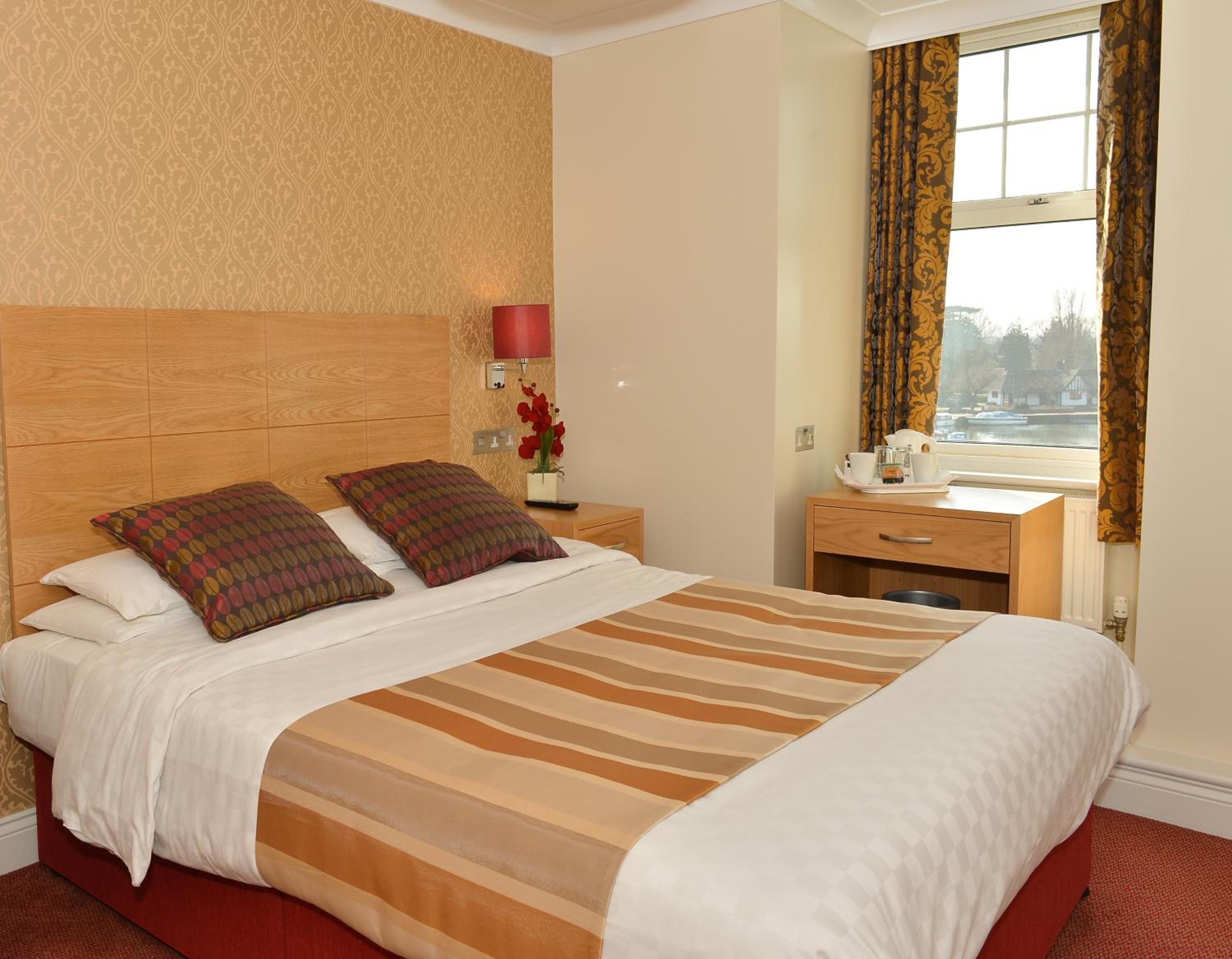 Standard Double Room with View