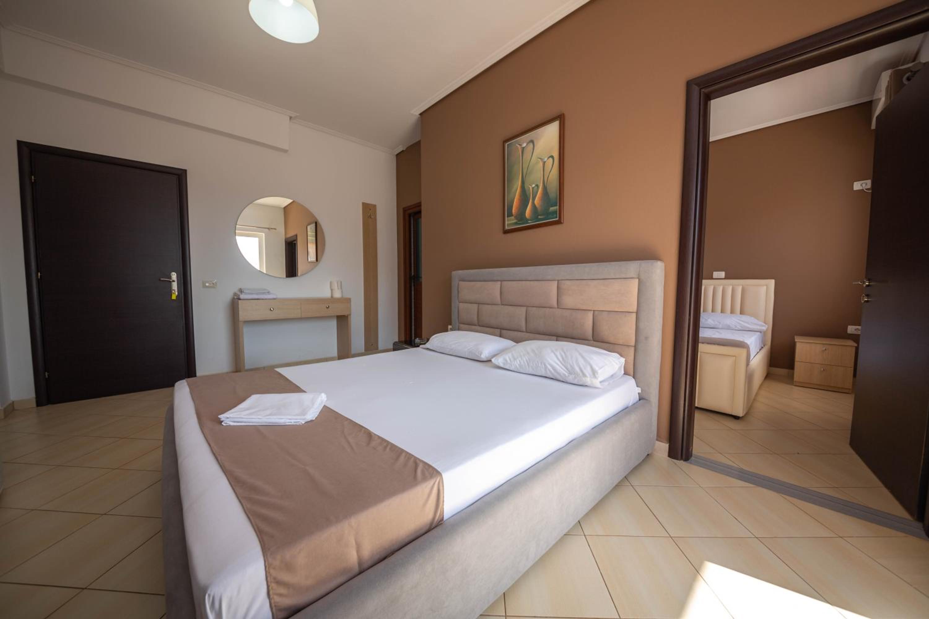 One Bedroom Apartment With Balcony photo 2