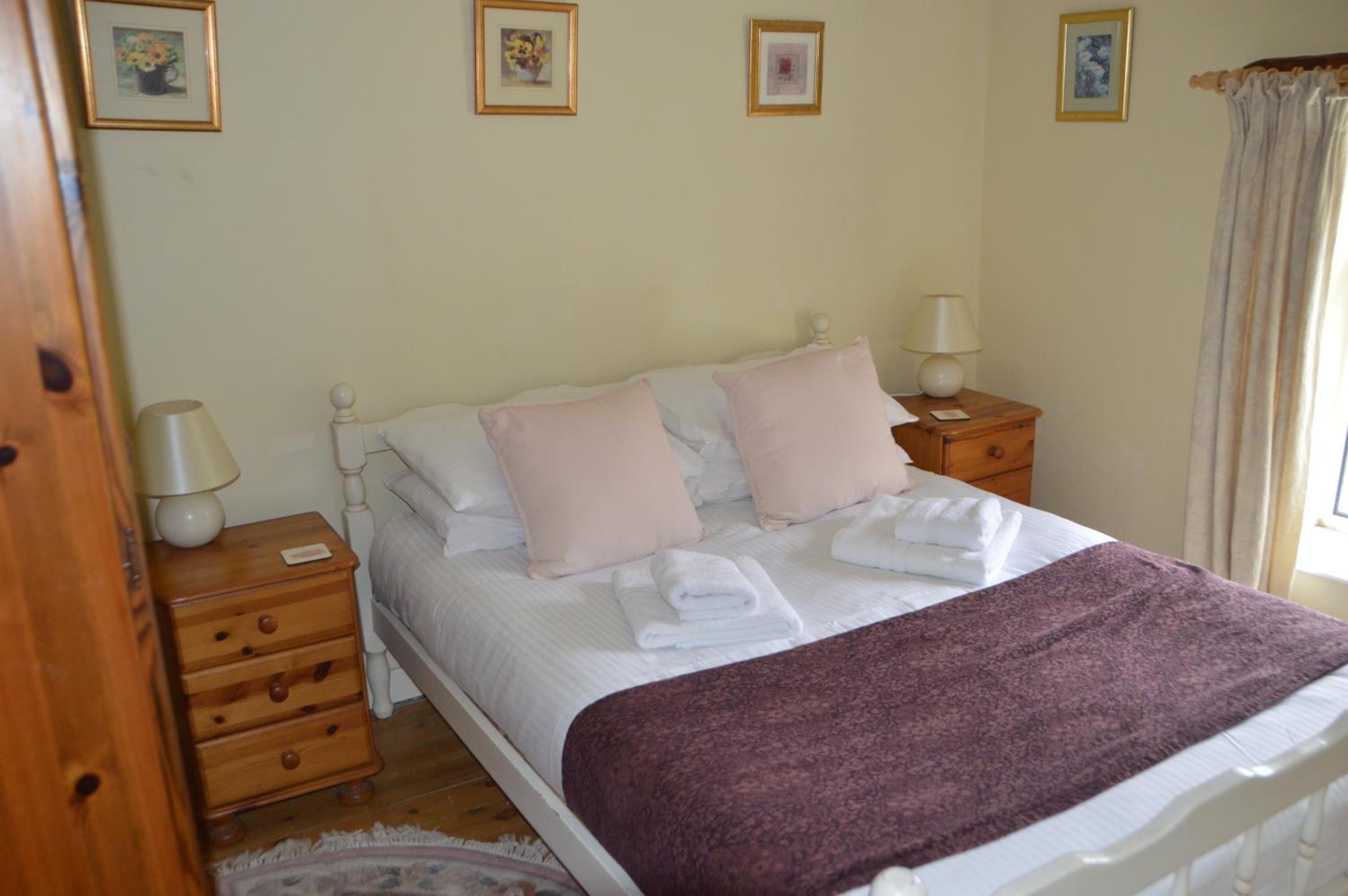 Three-Bedroom House photo 1