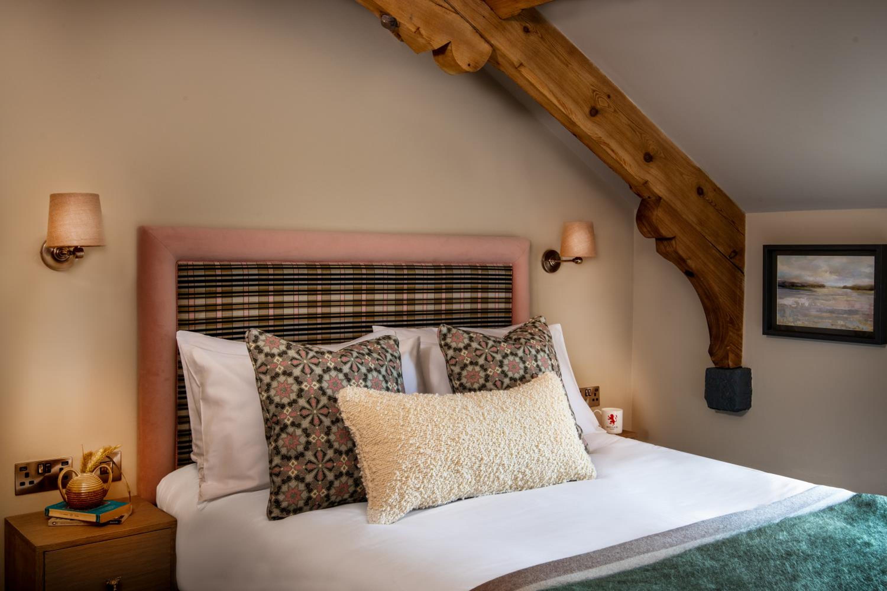 Manor House Signature Double Room - Photo 4