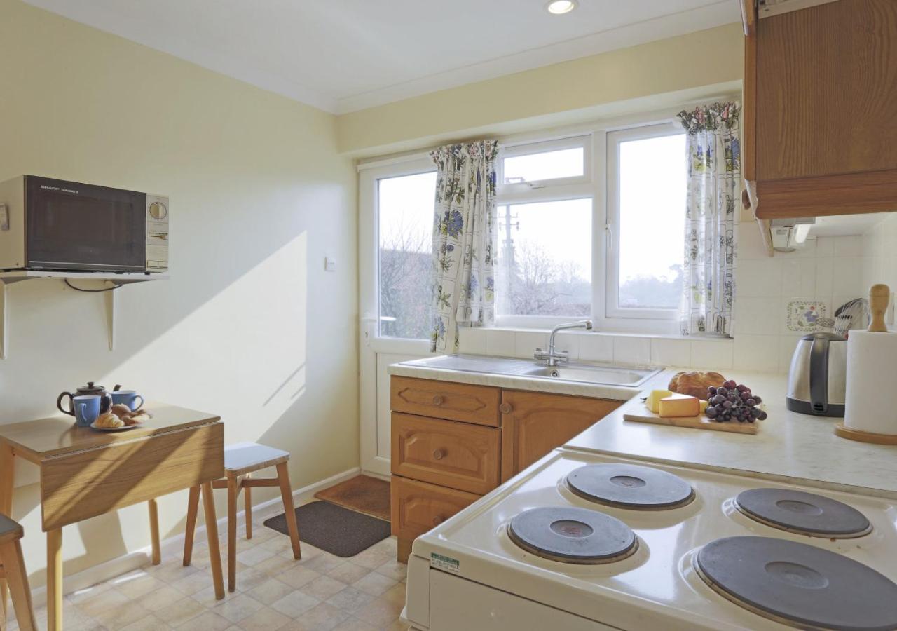 Two-Bedroom House photo 3
