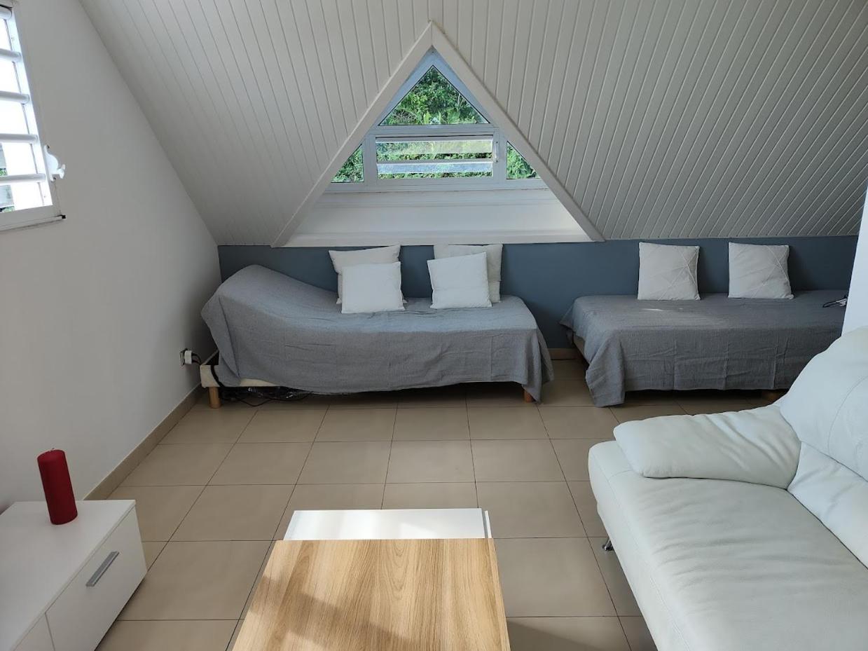 Deluxe Double Room (2 Adults + 1 Child) photo 3