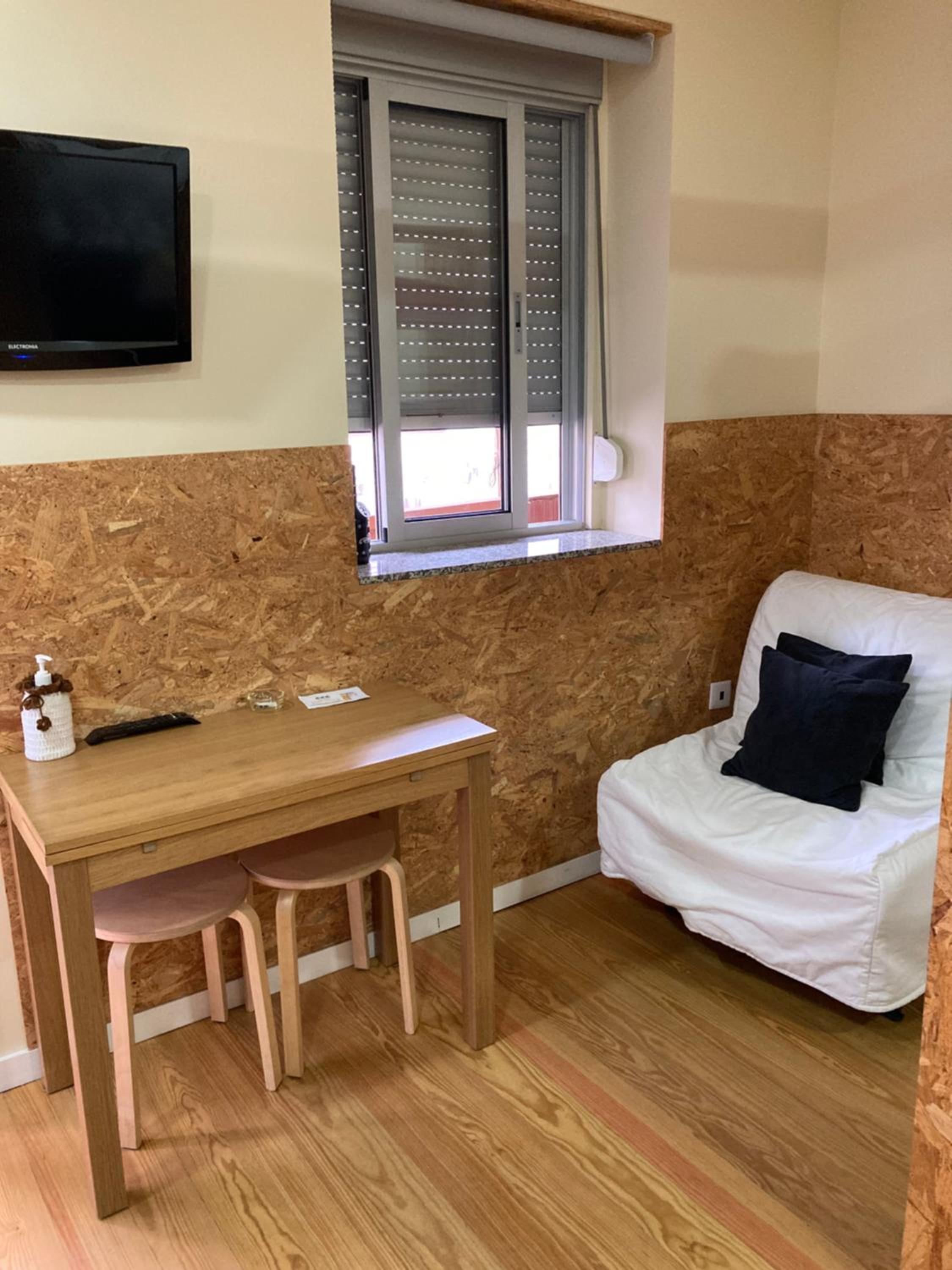 Studio Apartment