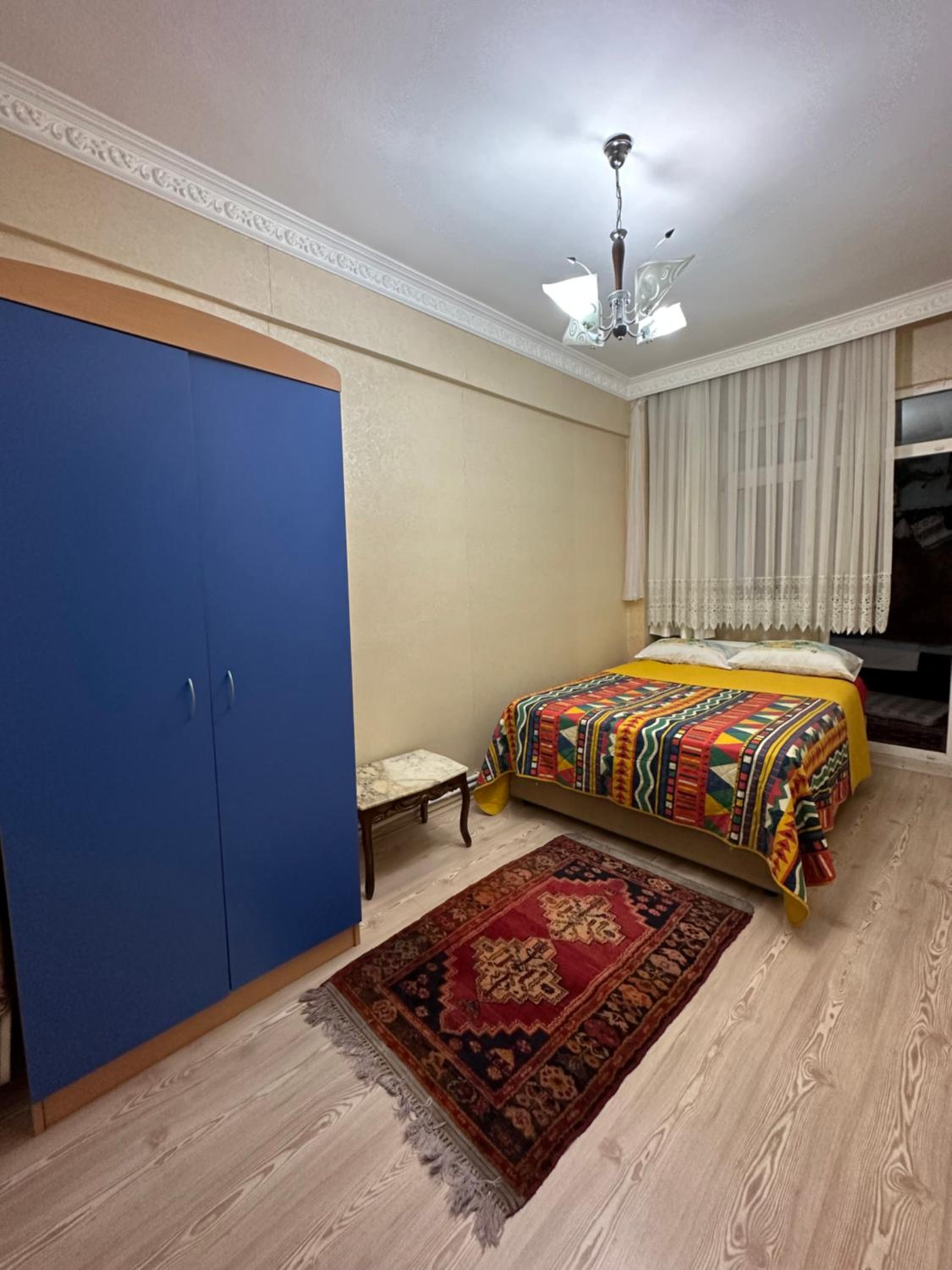 One-Bedroom Apartment photo 1