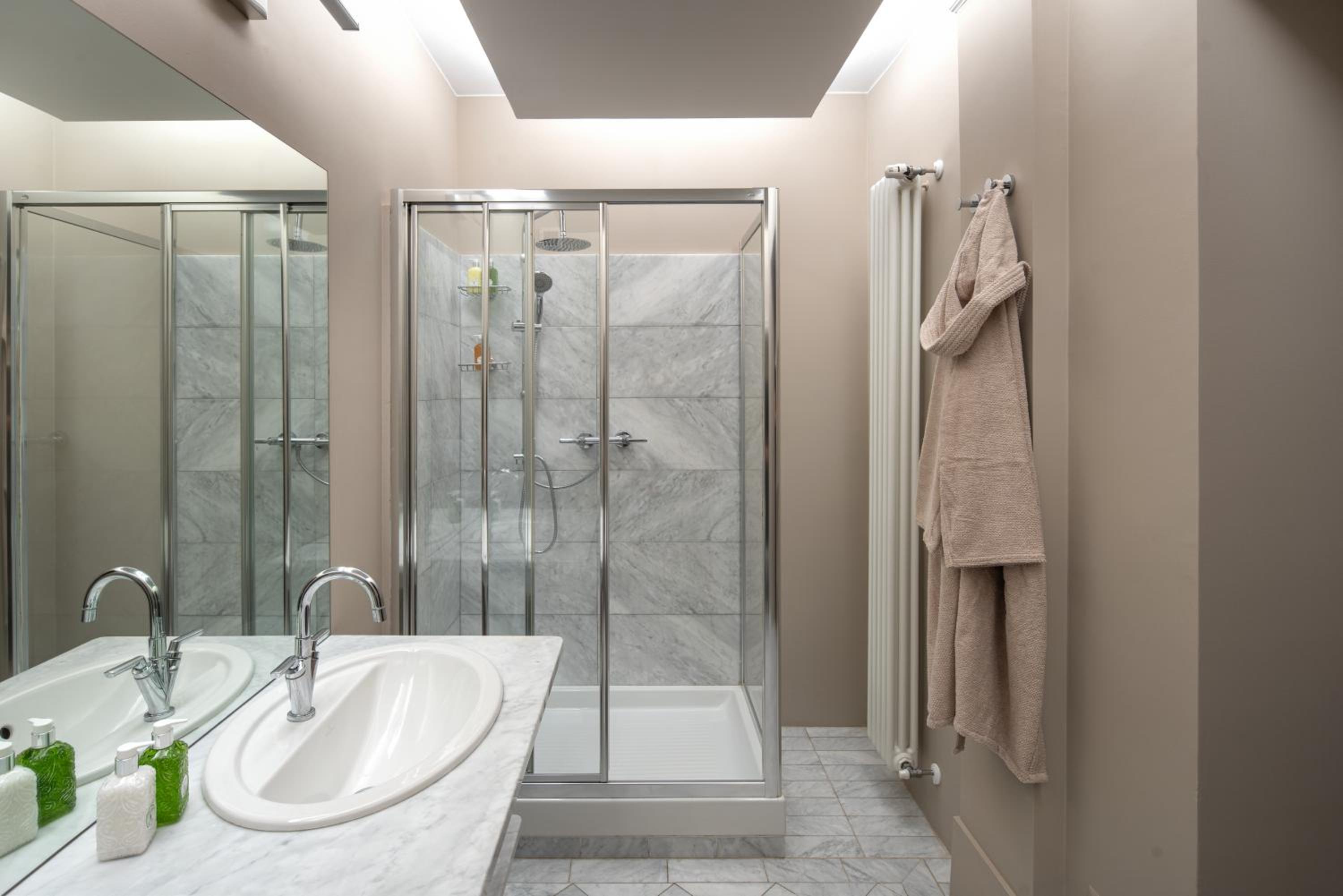 Beatrice Room - Photo 3