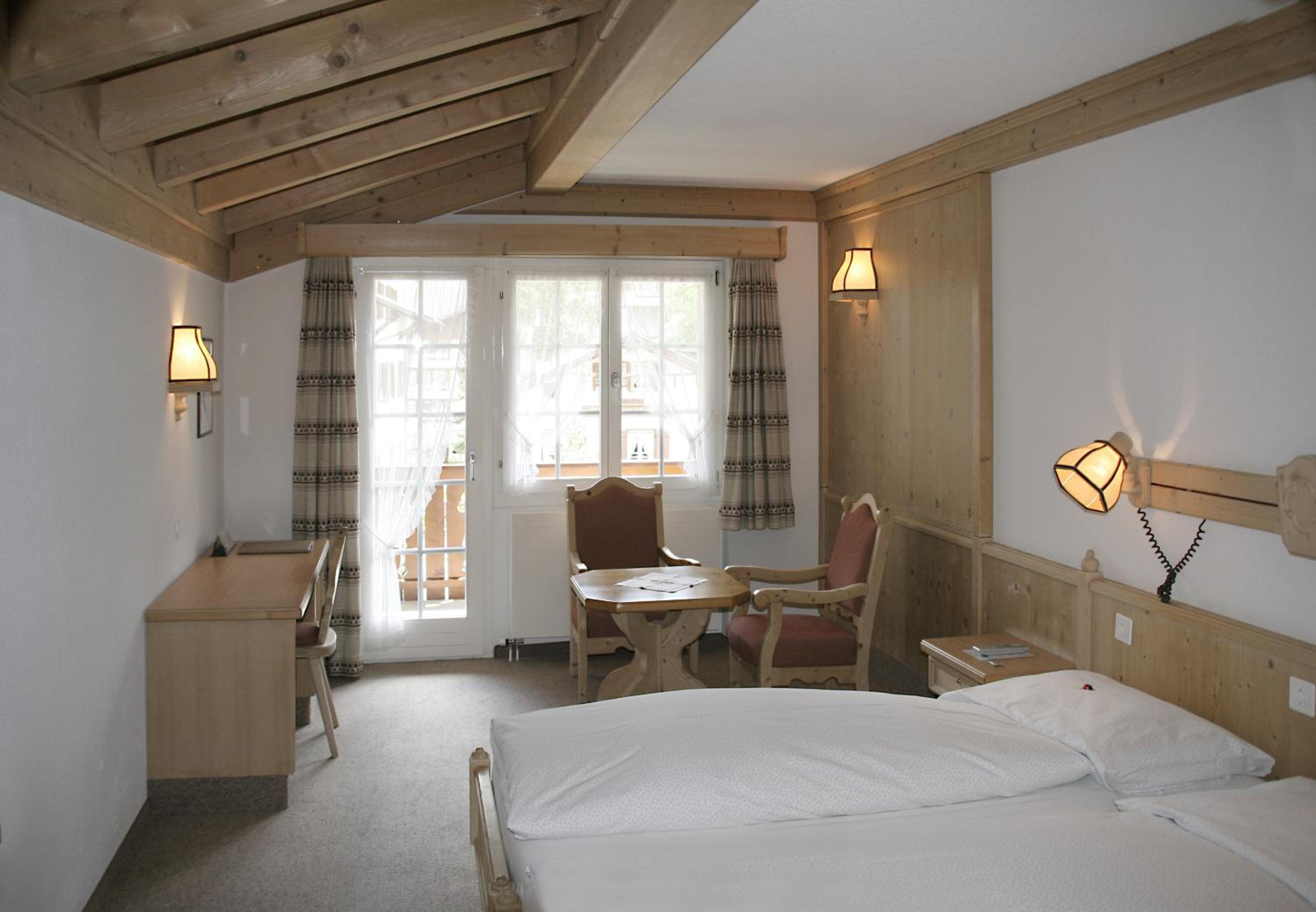 Superior Double or Twin Room with Mountain View photo 3