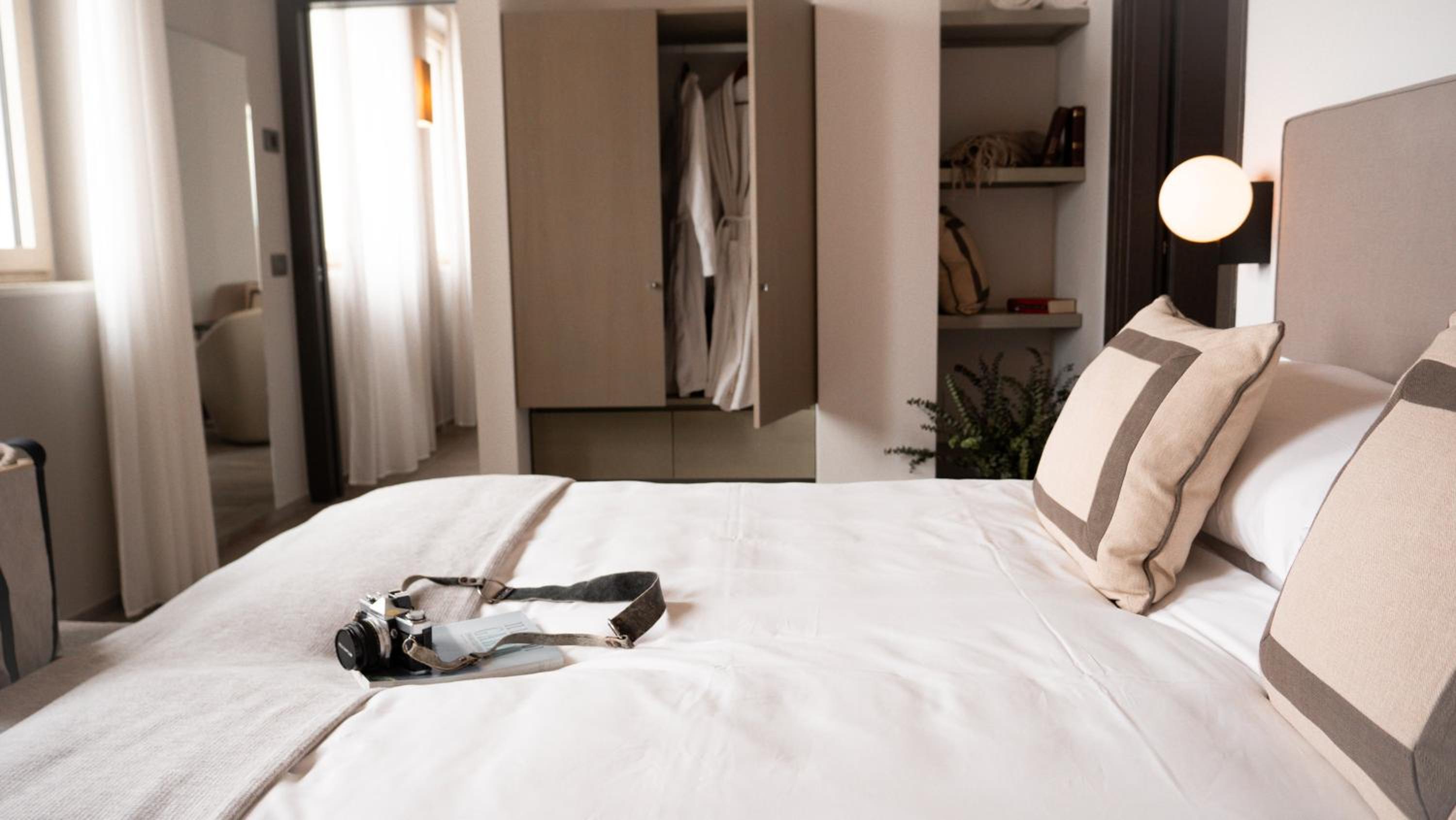 Junior Suite - Photo 1