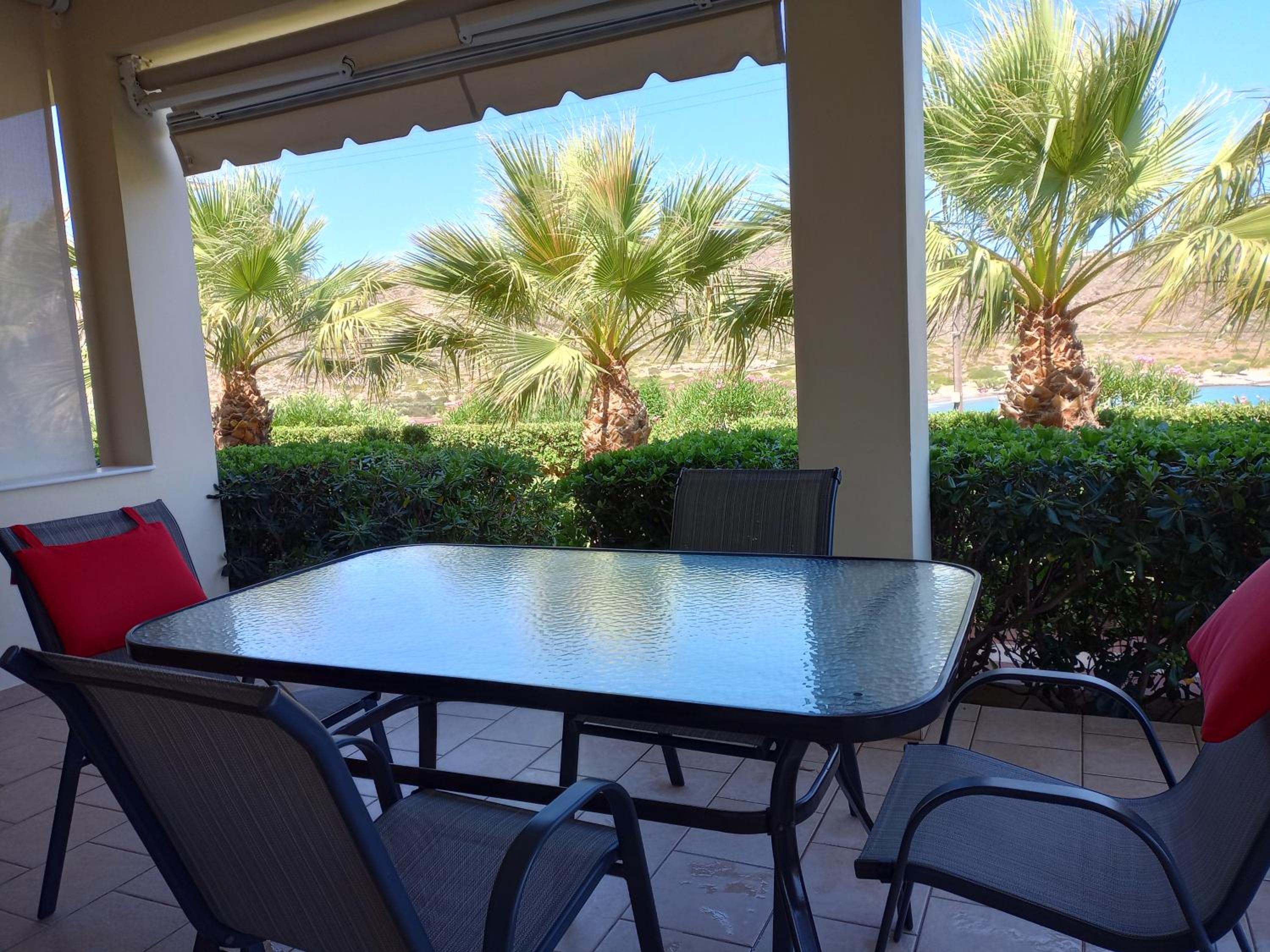 Garden Apartment with Sea View  photo 3
