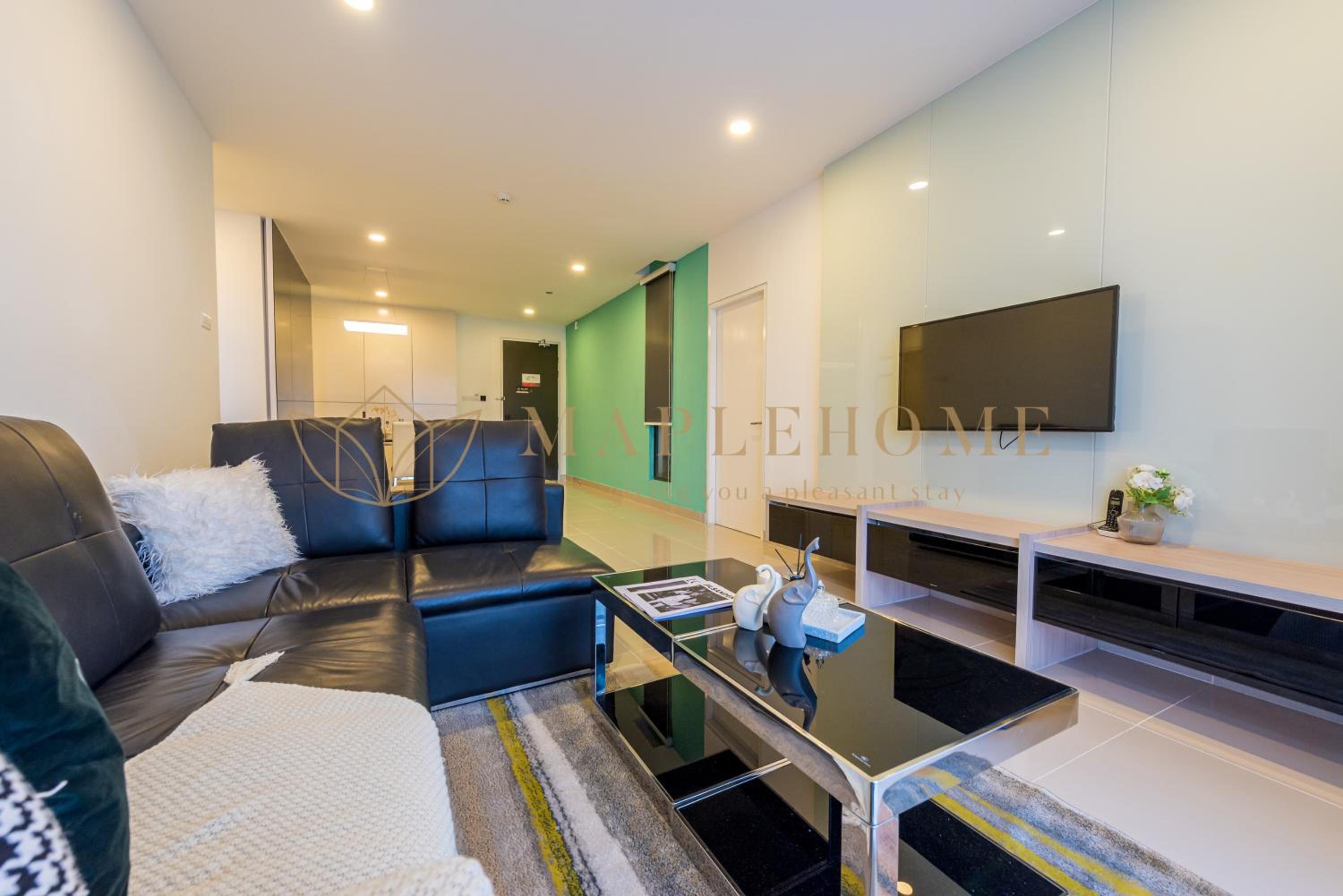 Deluxe Two-Bedroom Suite - Photo 7