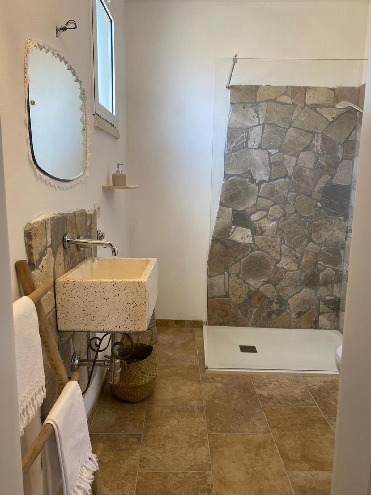 Superior Triple Room photo 3