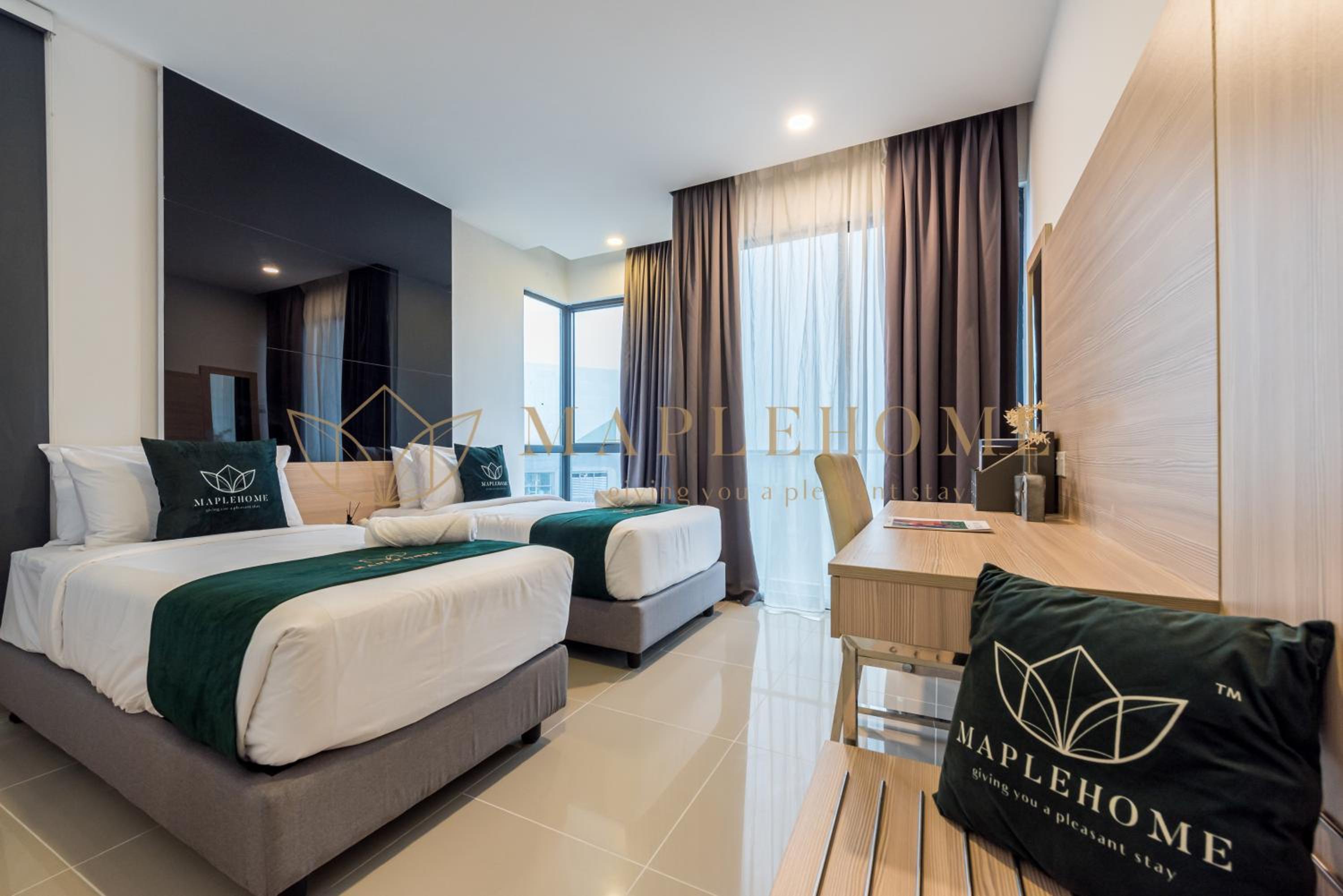 Royal Three-Bedroom Suite - Photo 4