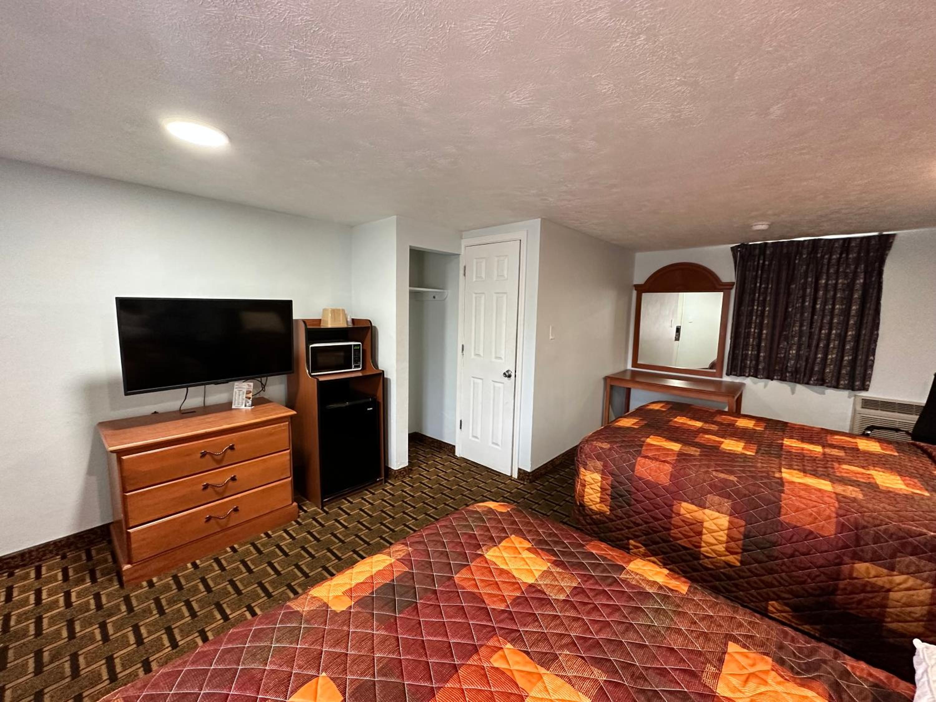 Queen Room