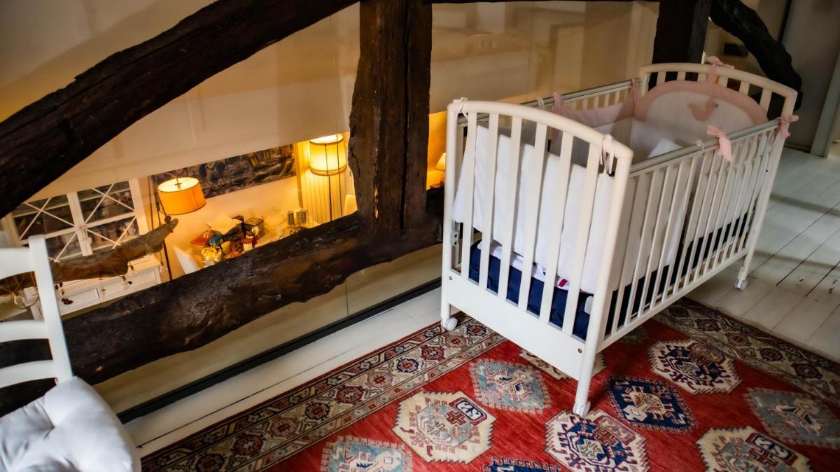 Deluxe Room (2 Adults + 1 Child)