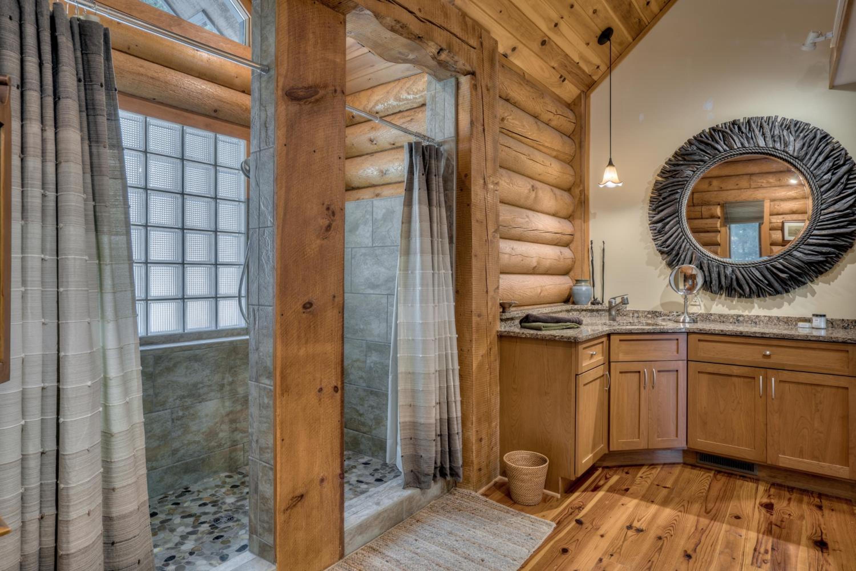 Three-Bedroom Holiday Home  photo 2