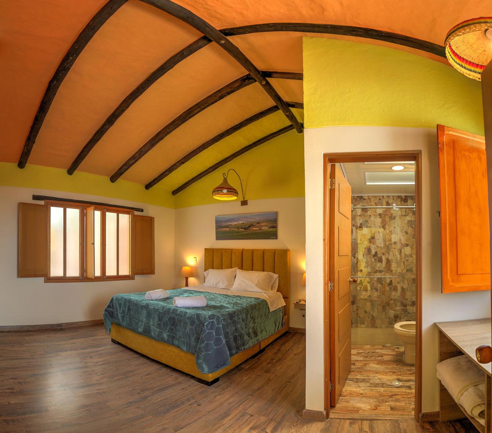 Double Room with Private Bathroom photo 1