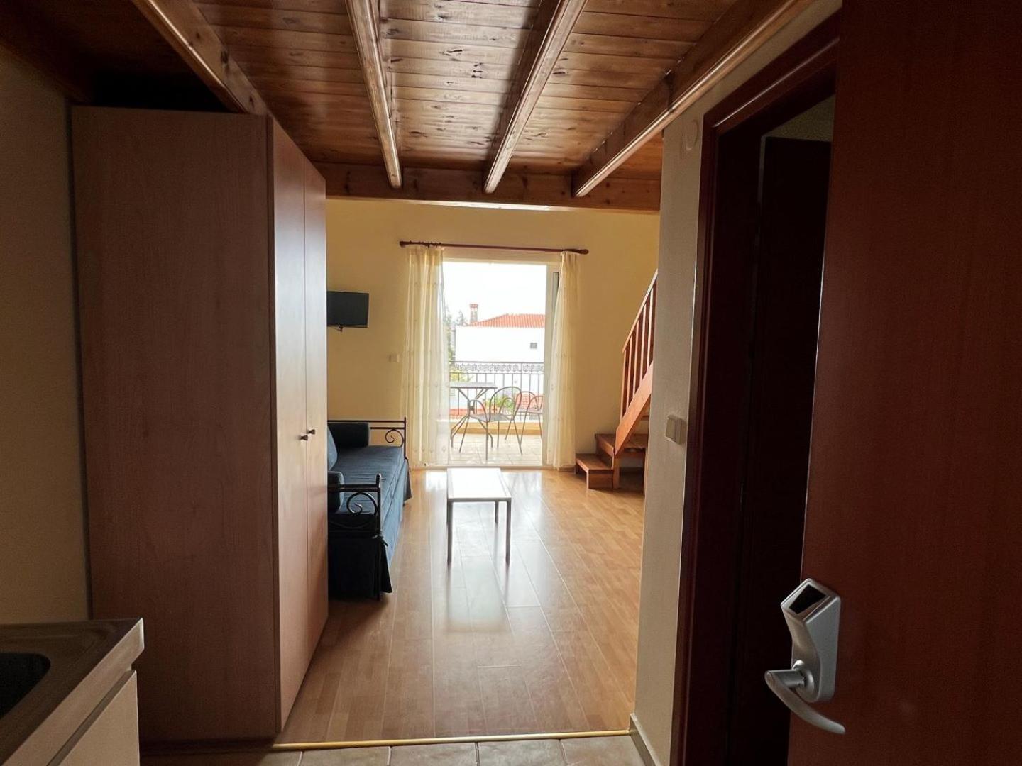 Superior Triple Room photo 2
