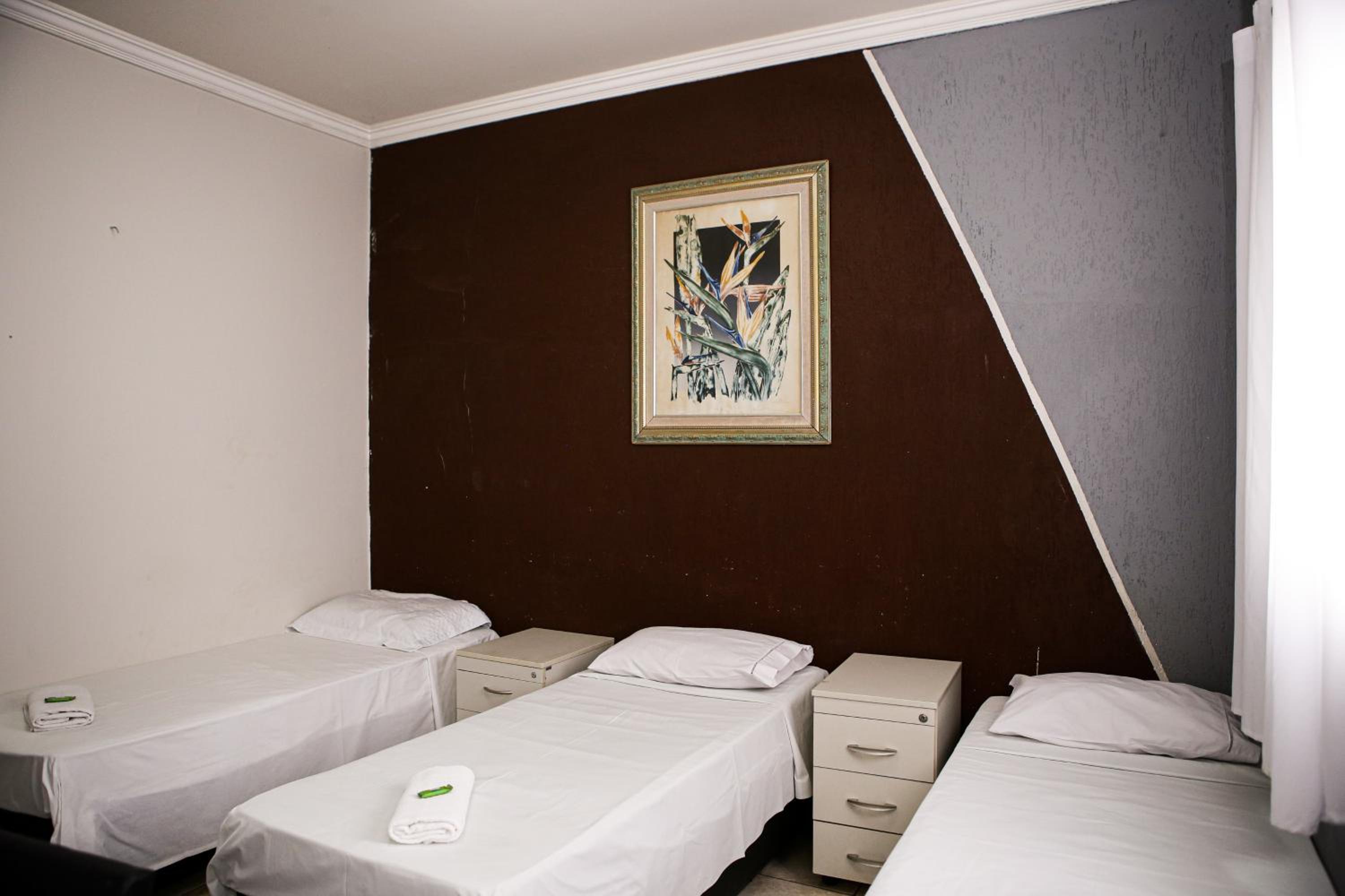 Basic Triple Room With Shared Bathroom