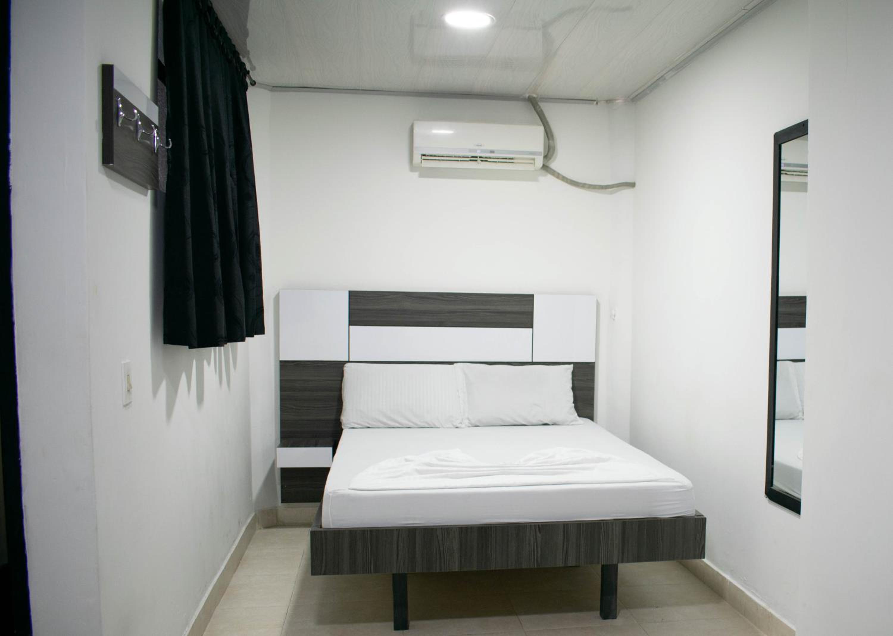 Double Room with Private Bathroom photo 3