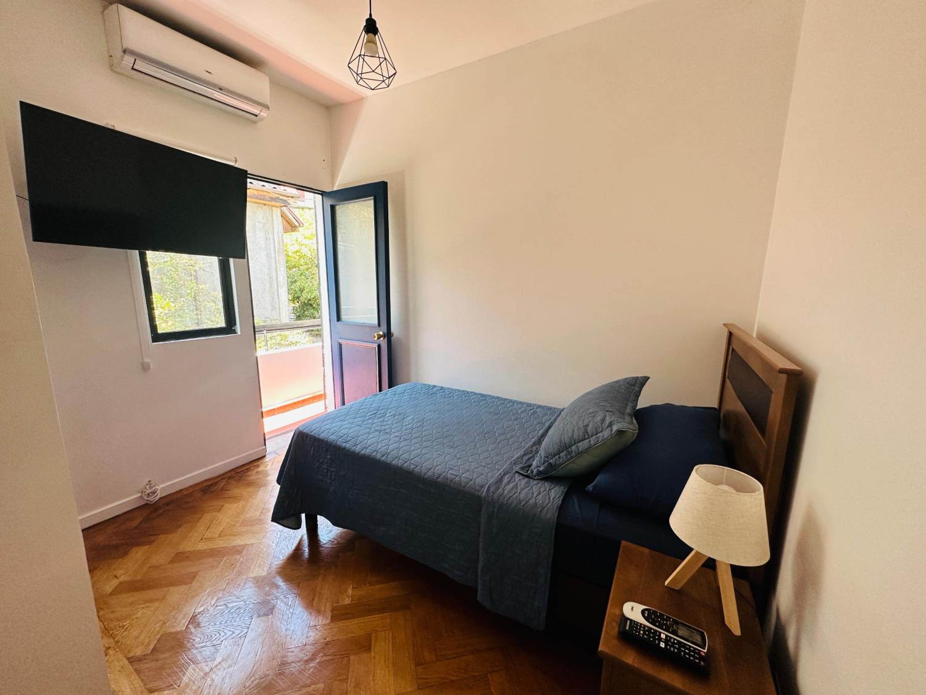 Single Room with Private Bathroom