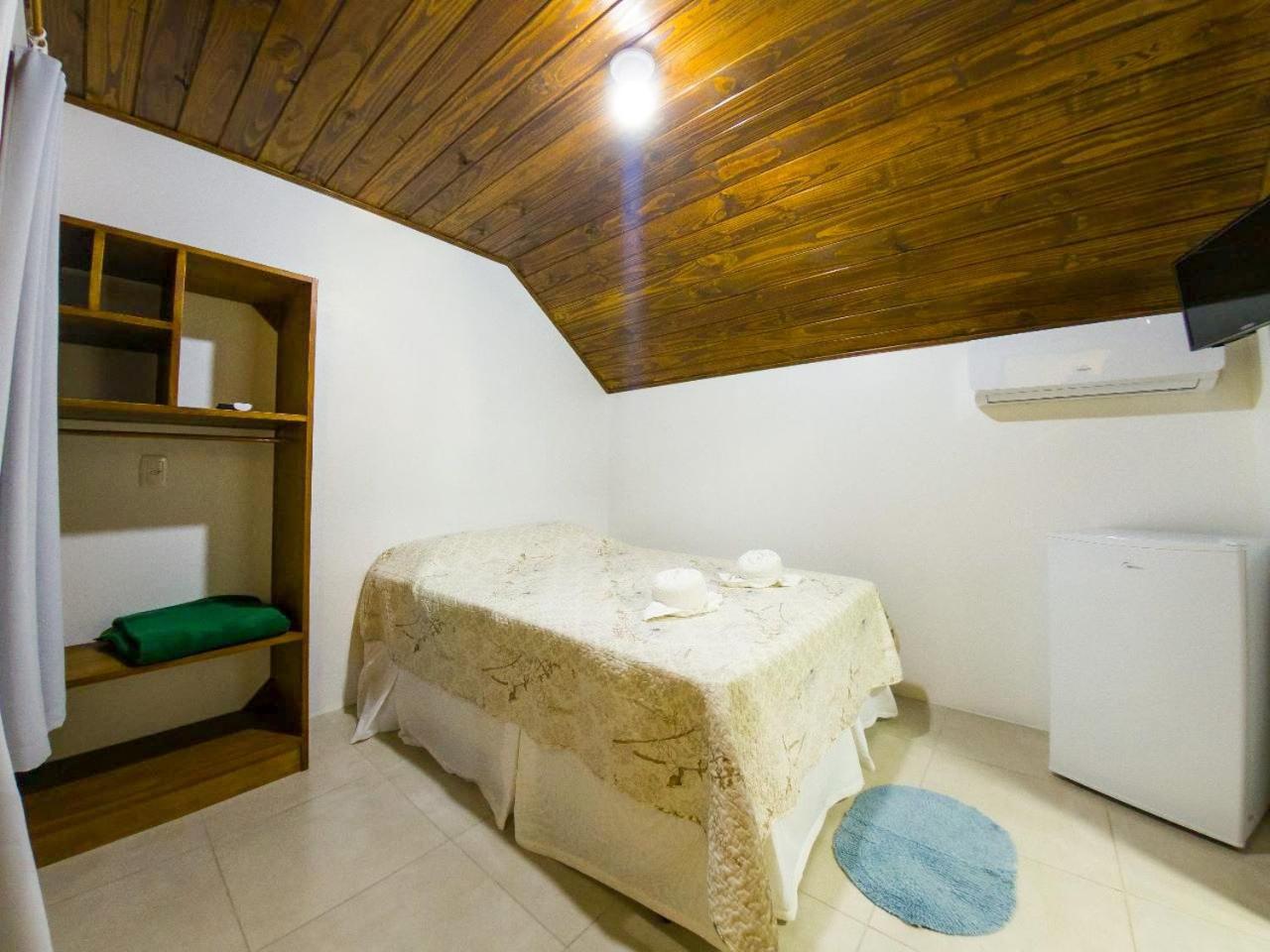 Budget Double Room photo 3