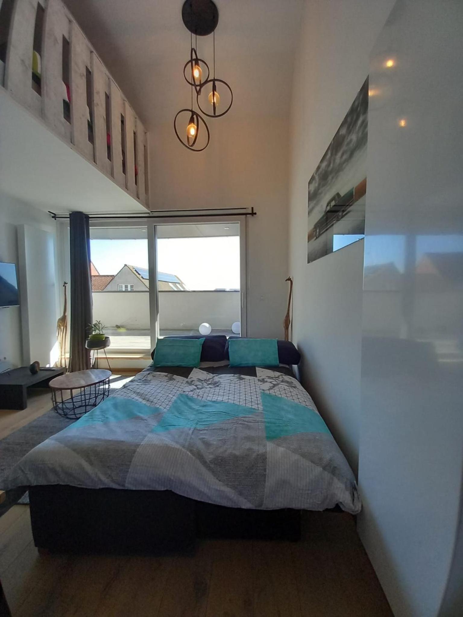 Three-Bedroom Apartment photo 1