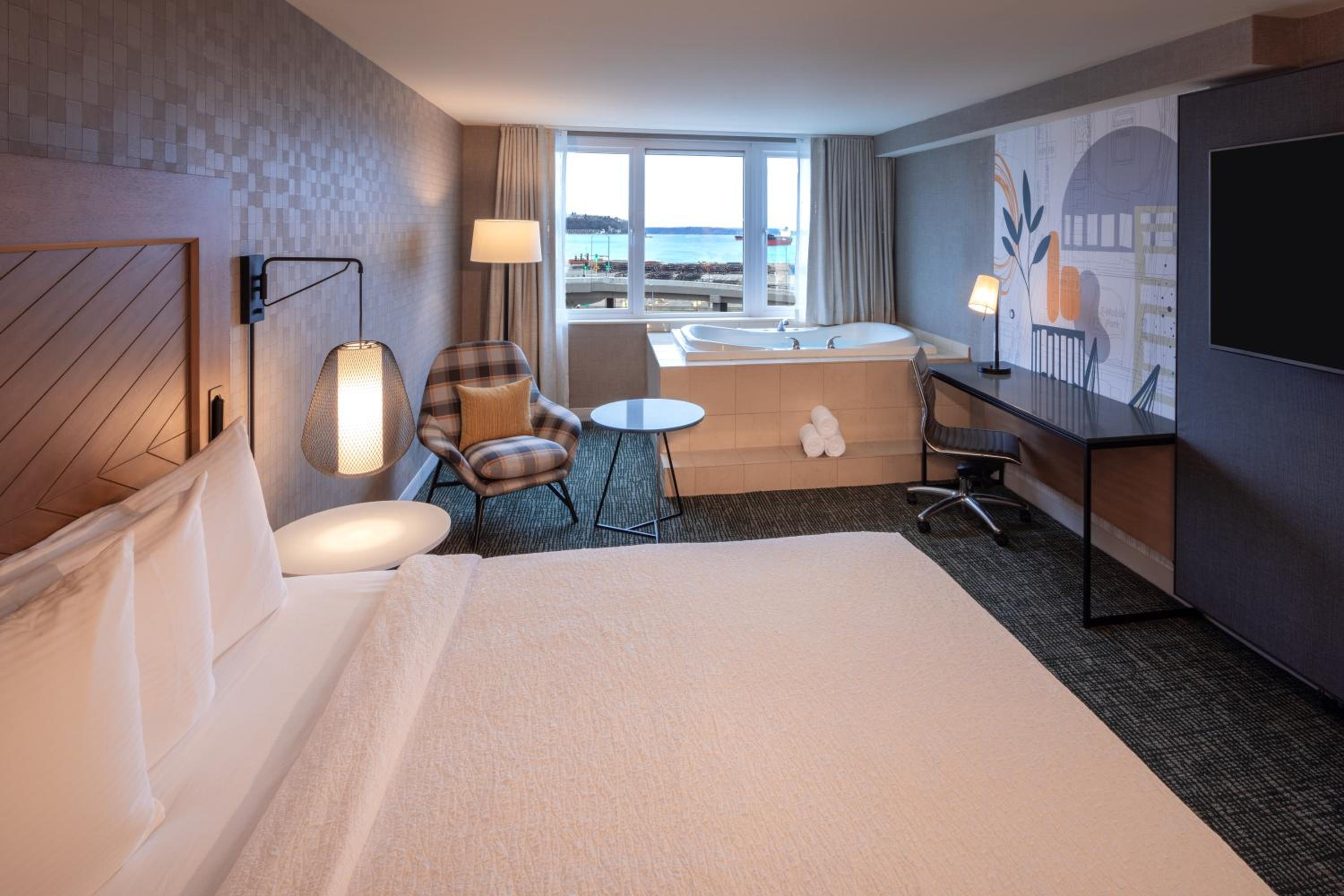 King Room with Whirlpool photo 1