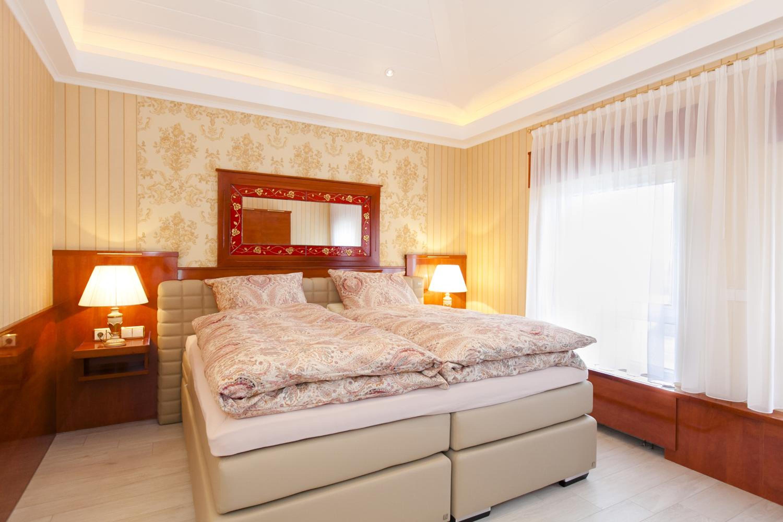 Suite (2 Adults) - Photo 2