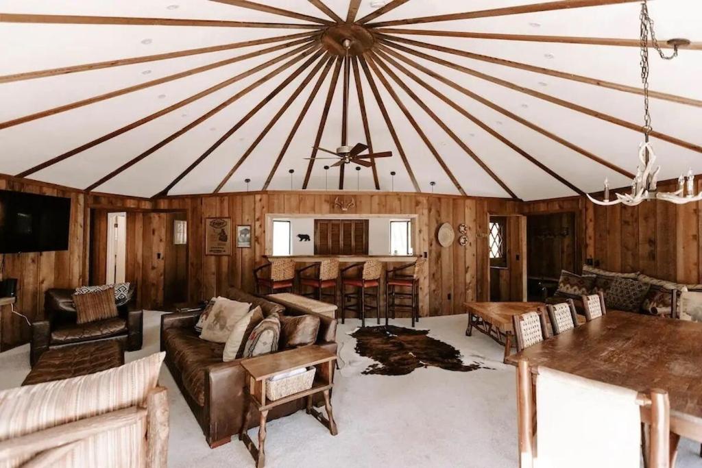Four-Bedroom House photo 1