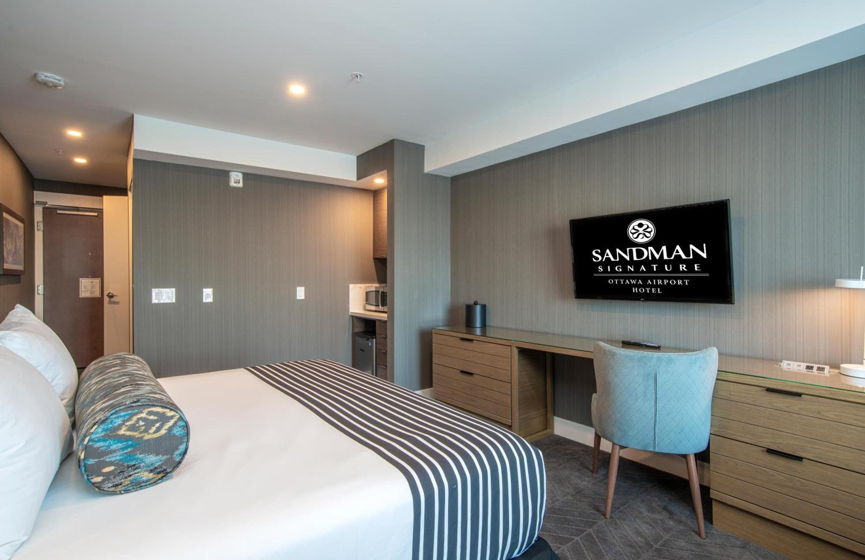 Accessible Room, 1 King Bed