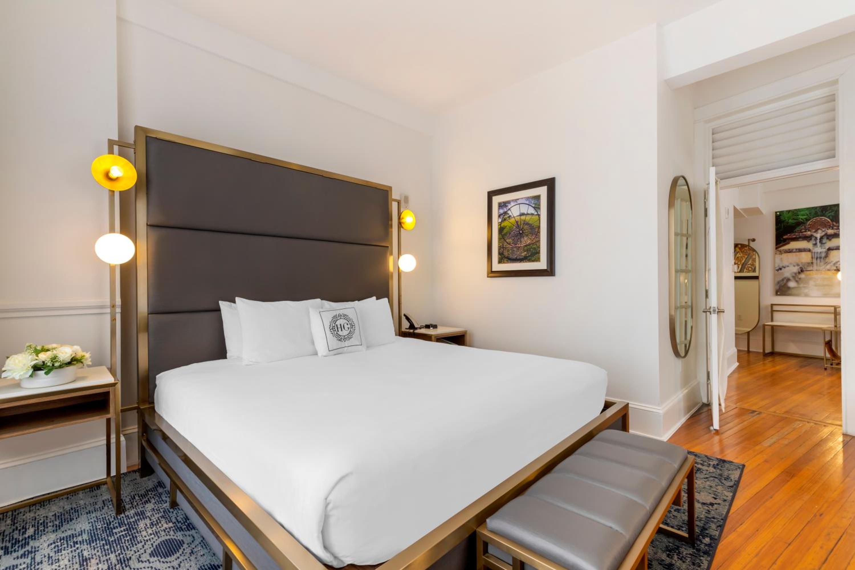 One-Bedroom King Suite with Sofa Bed - Photo 1