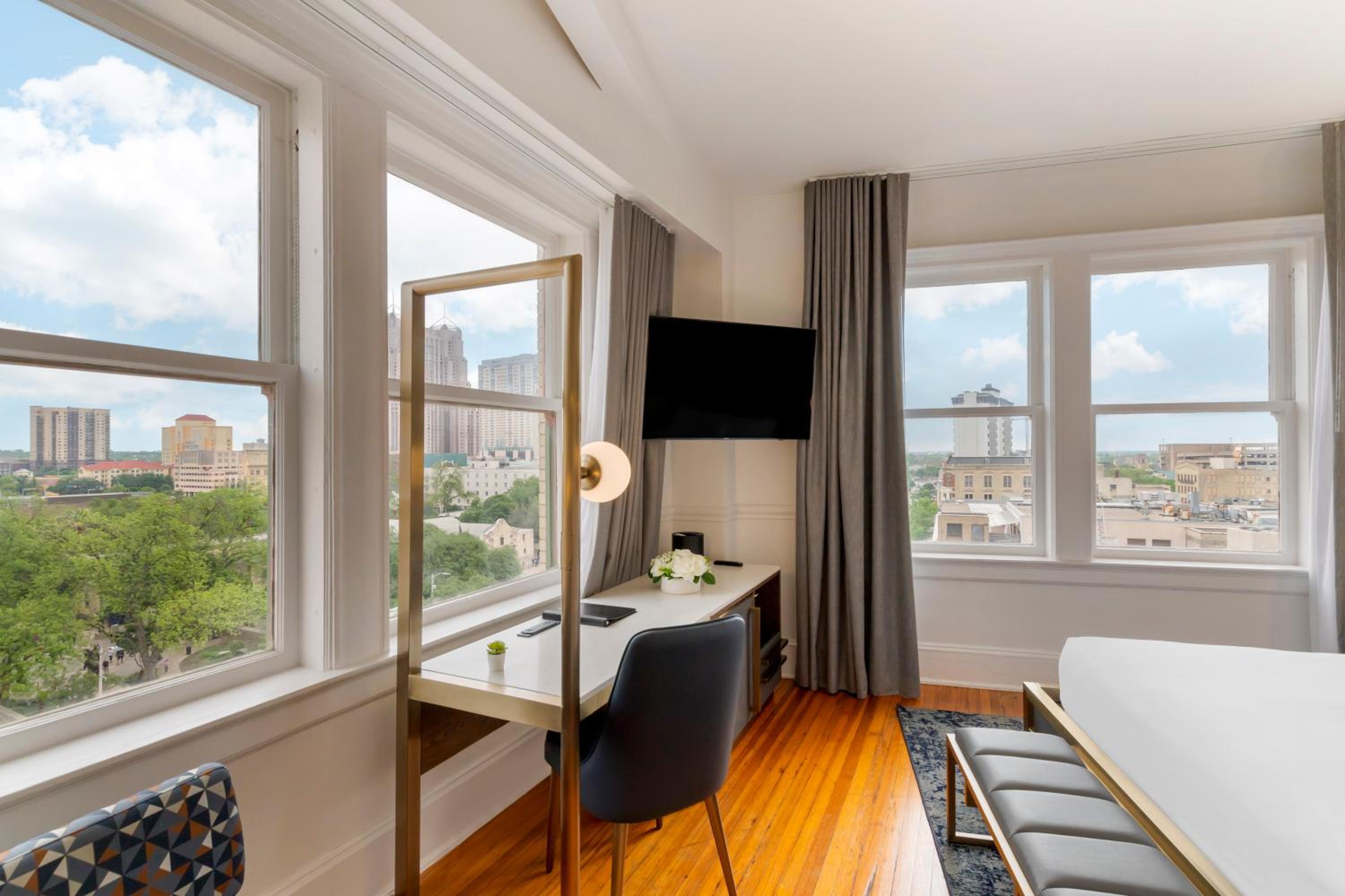 One-Bedroom King Suite with Sofa Bed - Photo 2