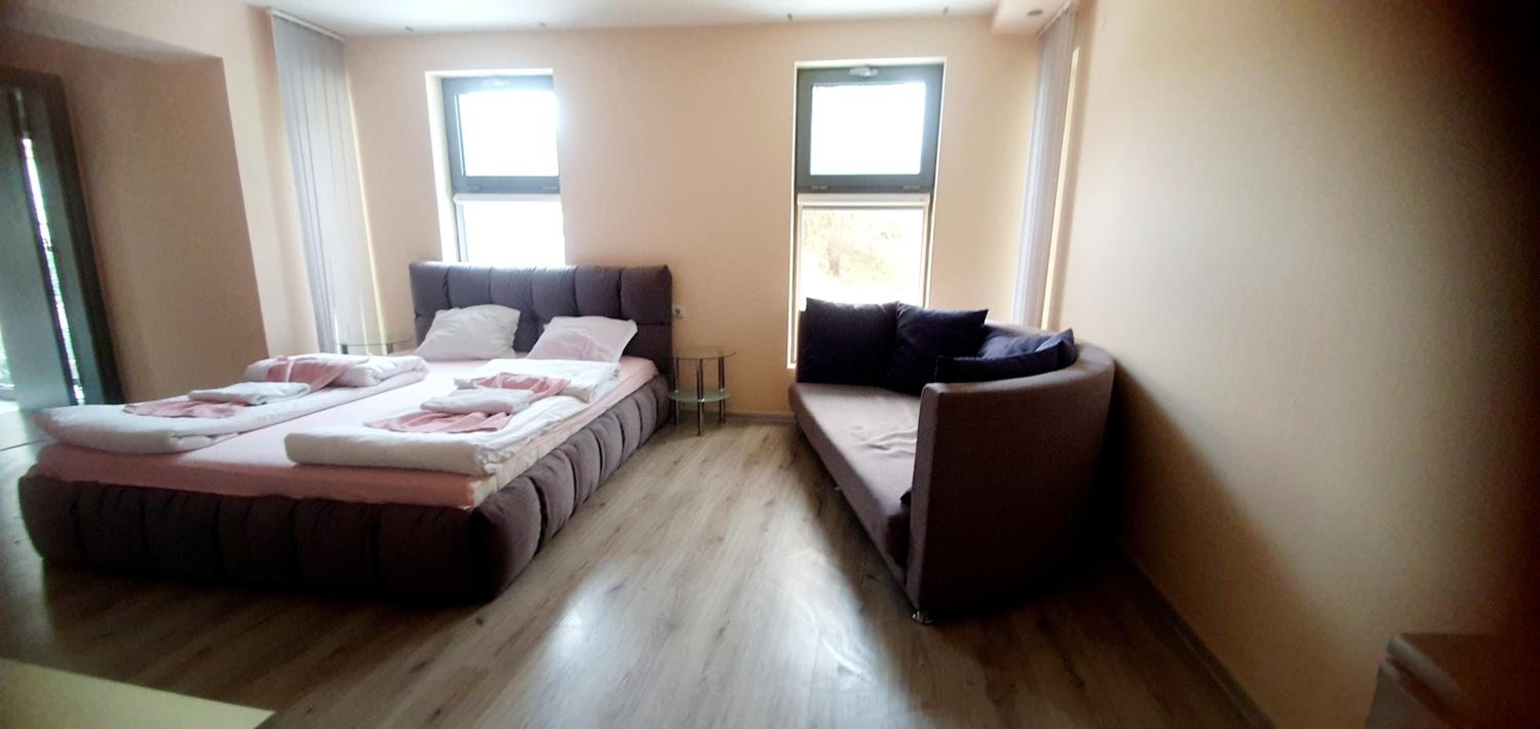 Two-Bedroom Apartment - Photo 22