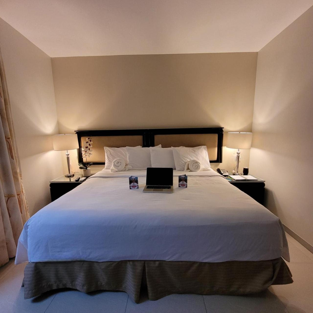 Double Room with Balcony - Photo 1