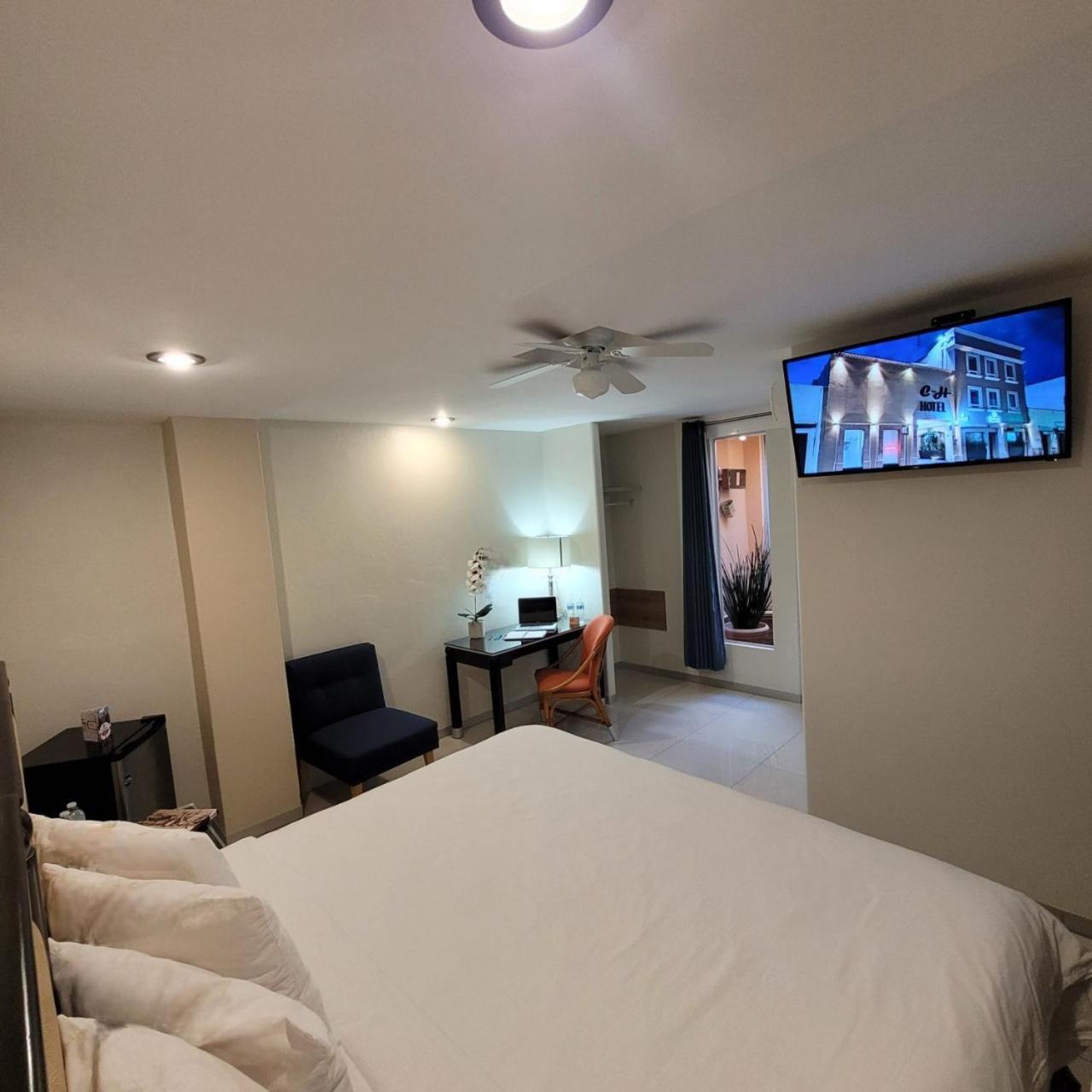 Deluxe Double Room - Photo 4