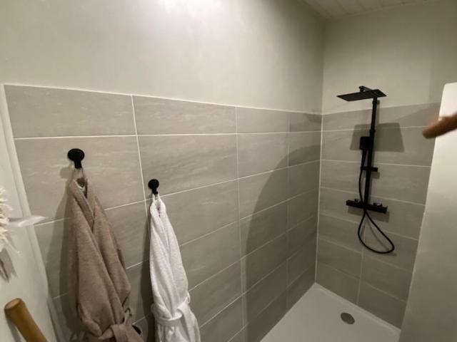 Triple Room - Photo 11