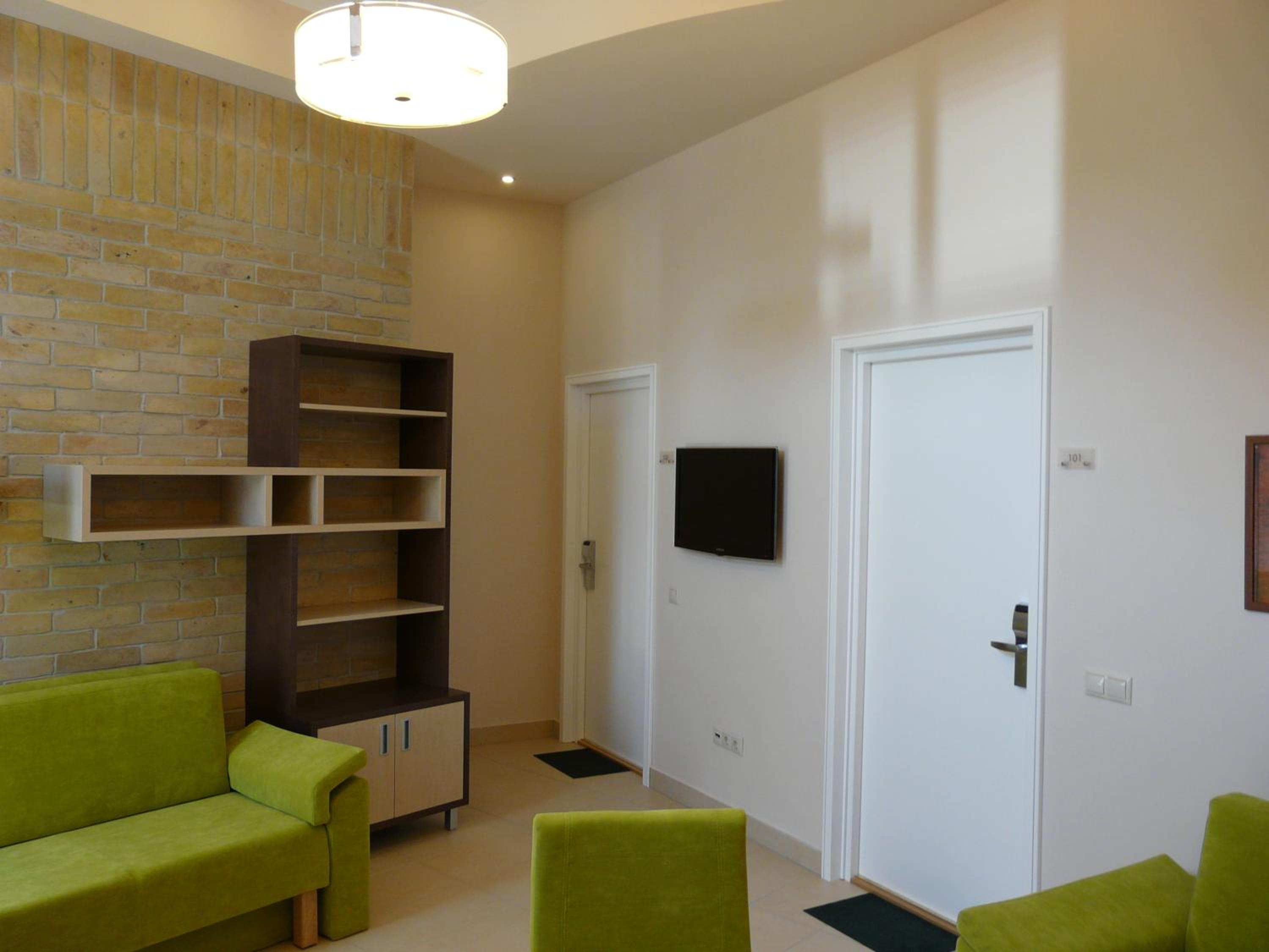 Standard Double or Twin Room - Photo 3