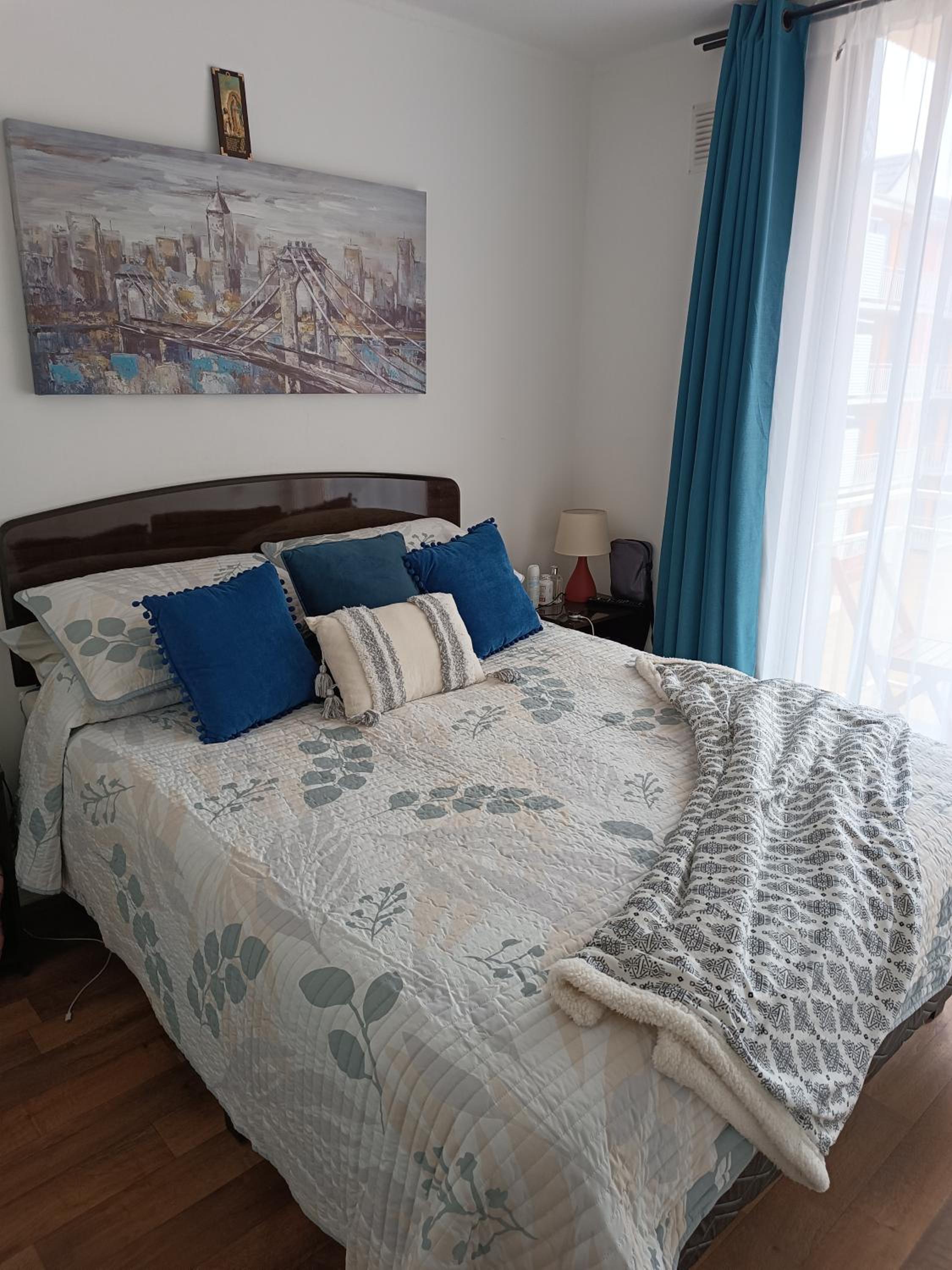 Three-Bedroom Apartment photo 1
