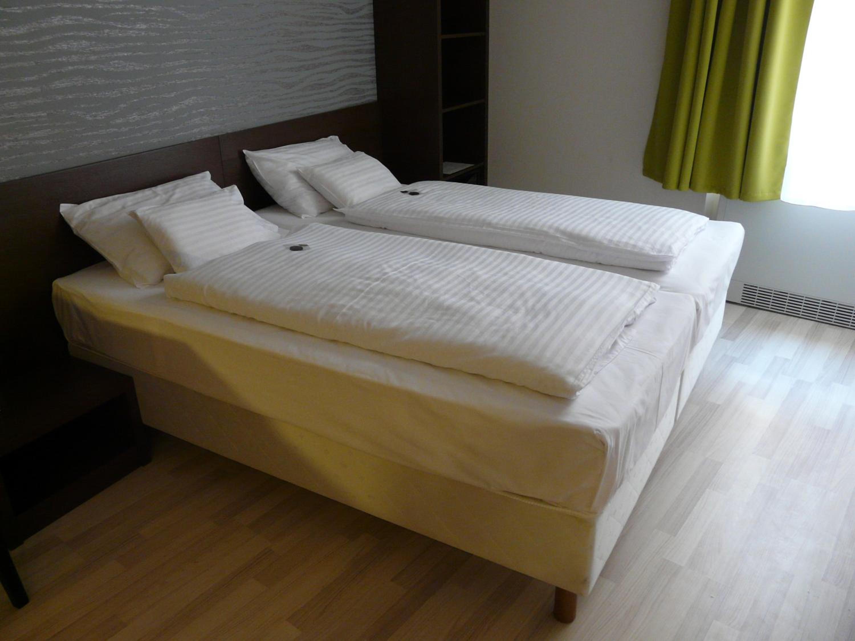 Standard Quadruple Room - Photo 3